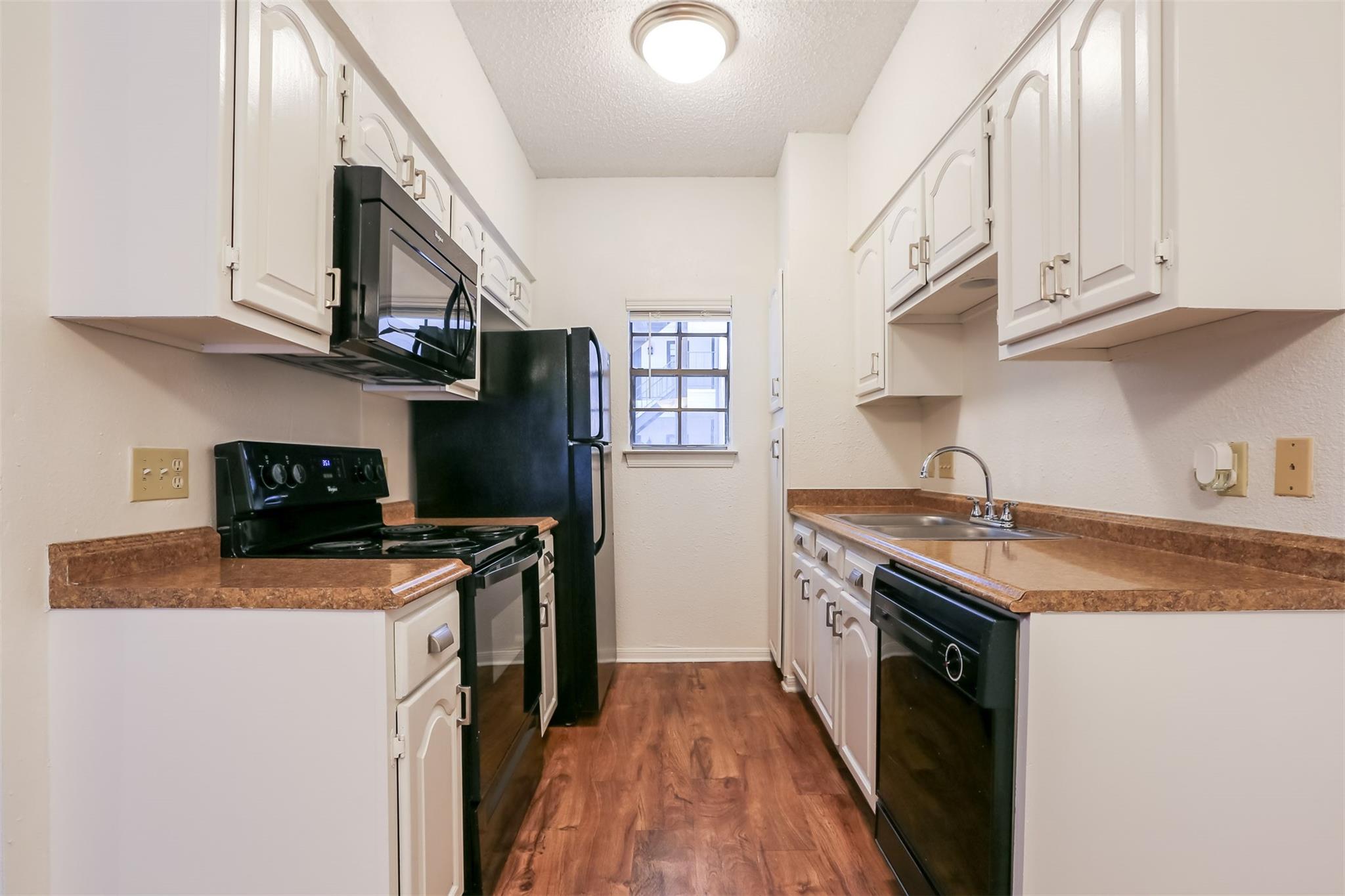 203 E 31st St # 202, Austin, TX 78705