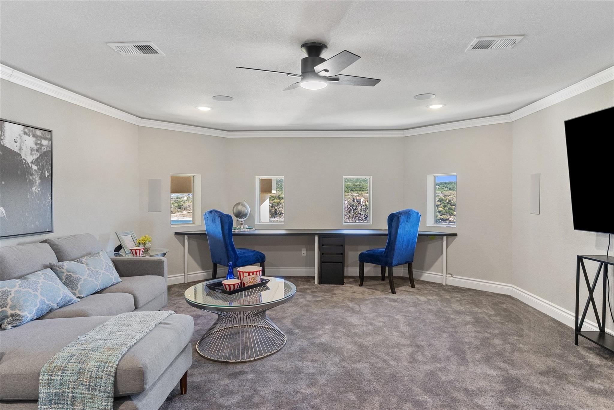 17912 Crystal Cv, Jonestown, TX 78645