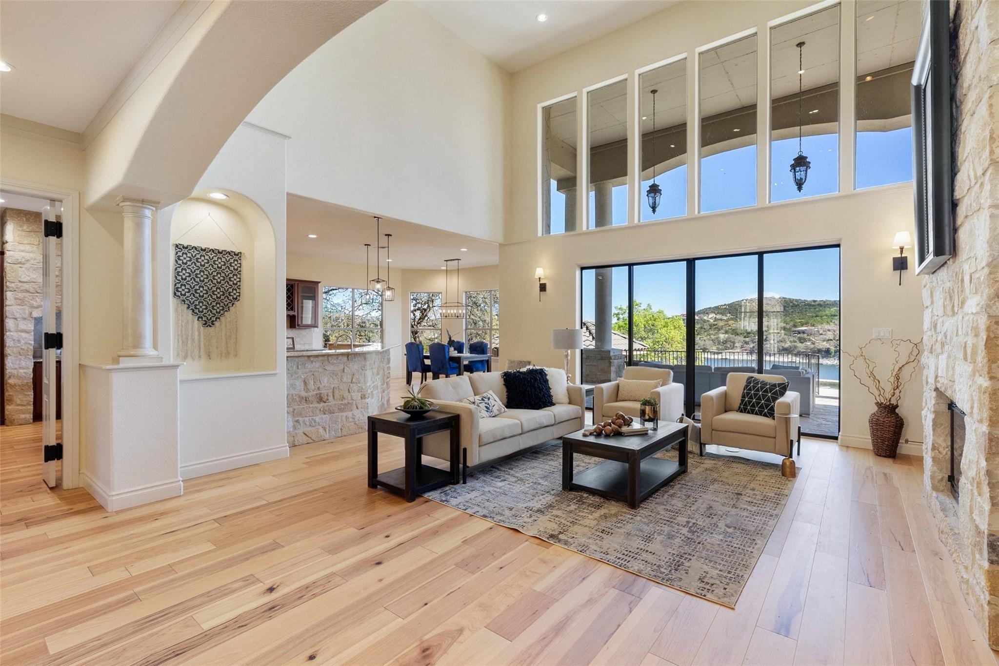 17912 Crystal Cv, Jonestown, TX 78645