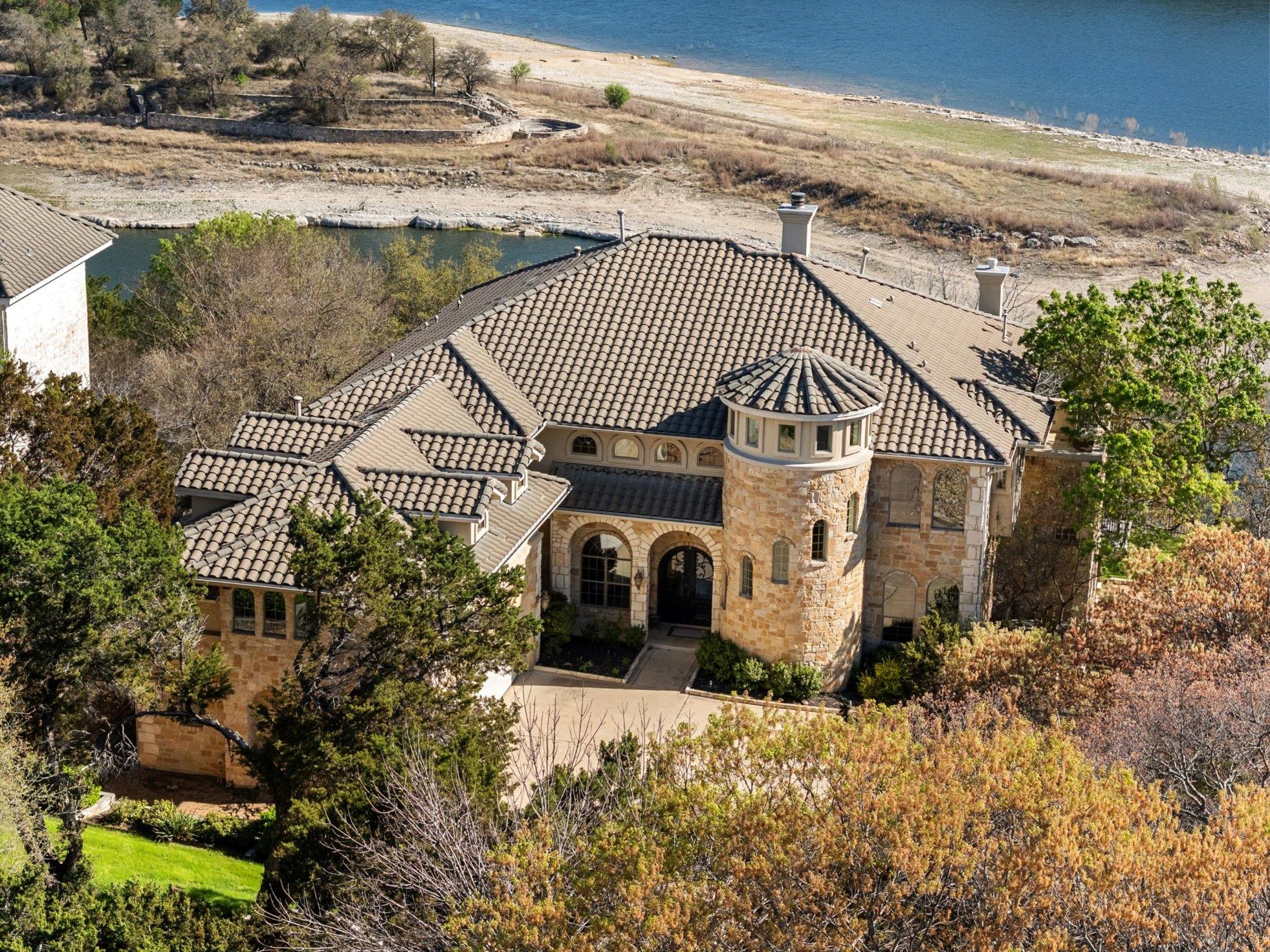 17912 Crystal Cv, Jonestown, TX 78645