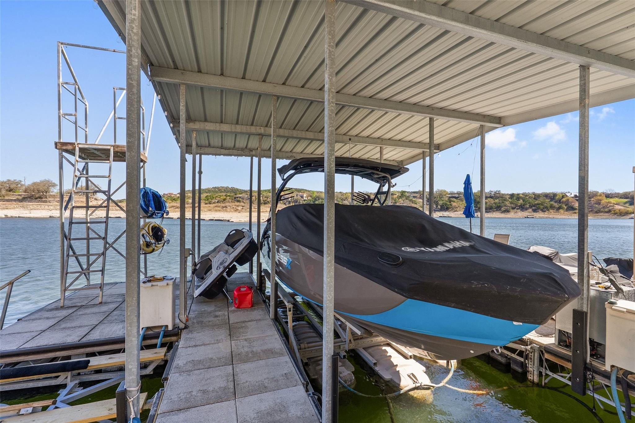 17912 Crystal Cv, Jonestown, TX 78645