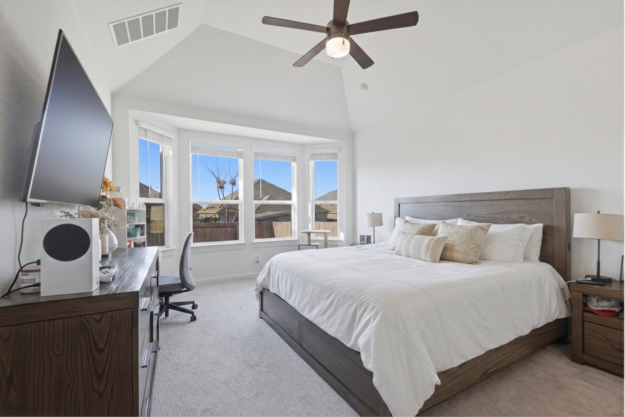 200 Bay Breeze Dr, Kyle, TX 78640