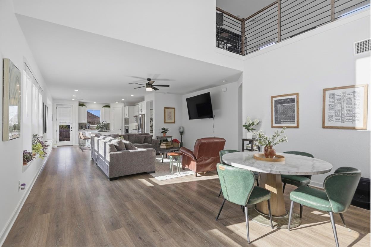 200 Bay Breeze Dr, Kyle, TX 78640