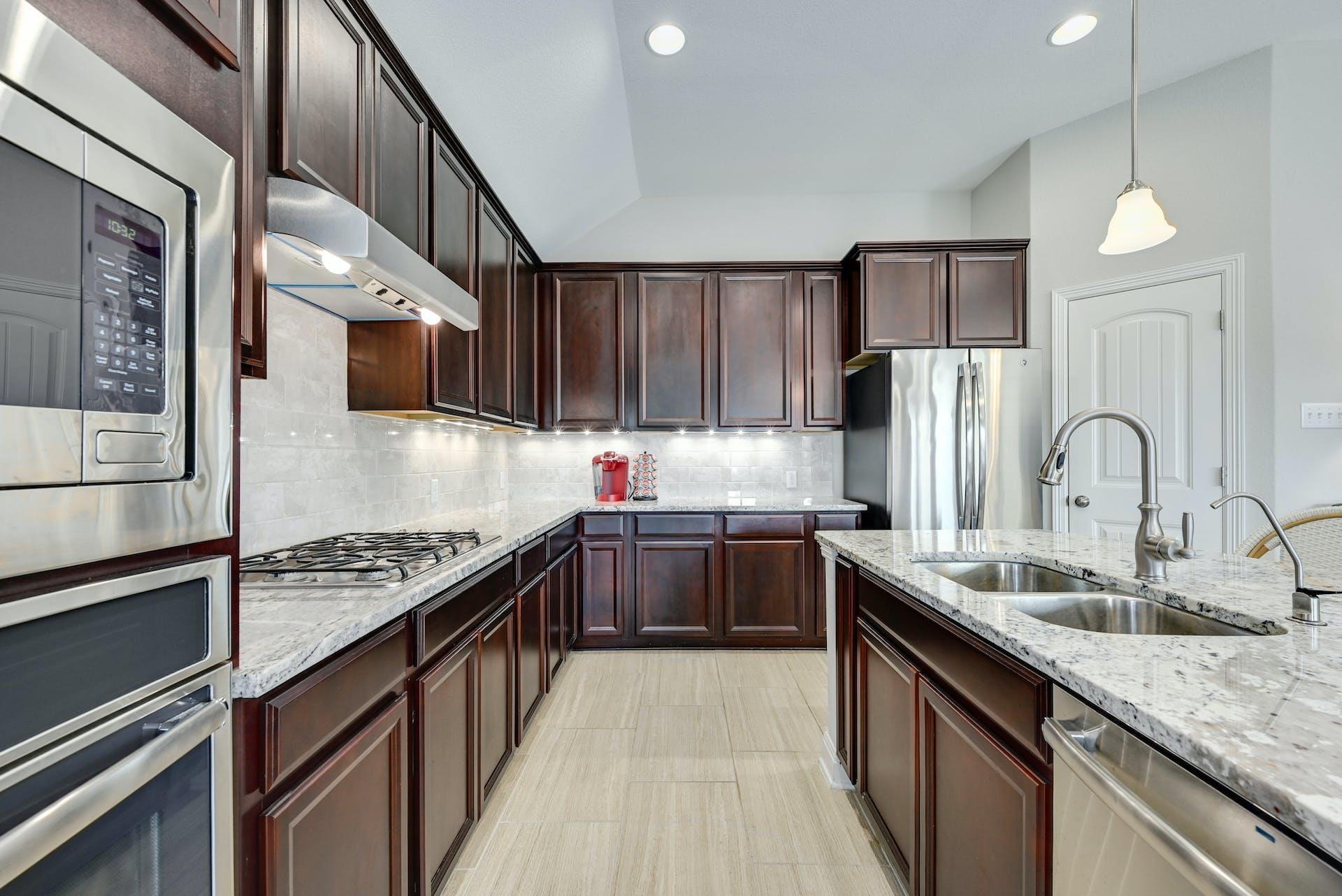 5805 Buchanan Draw Rd, Austin, TX 78738