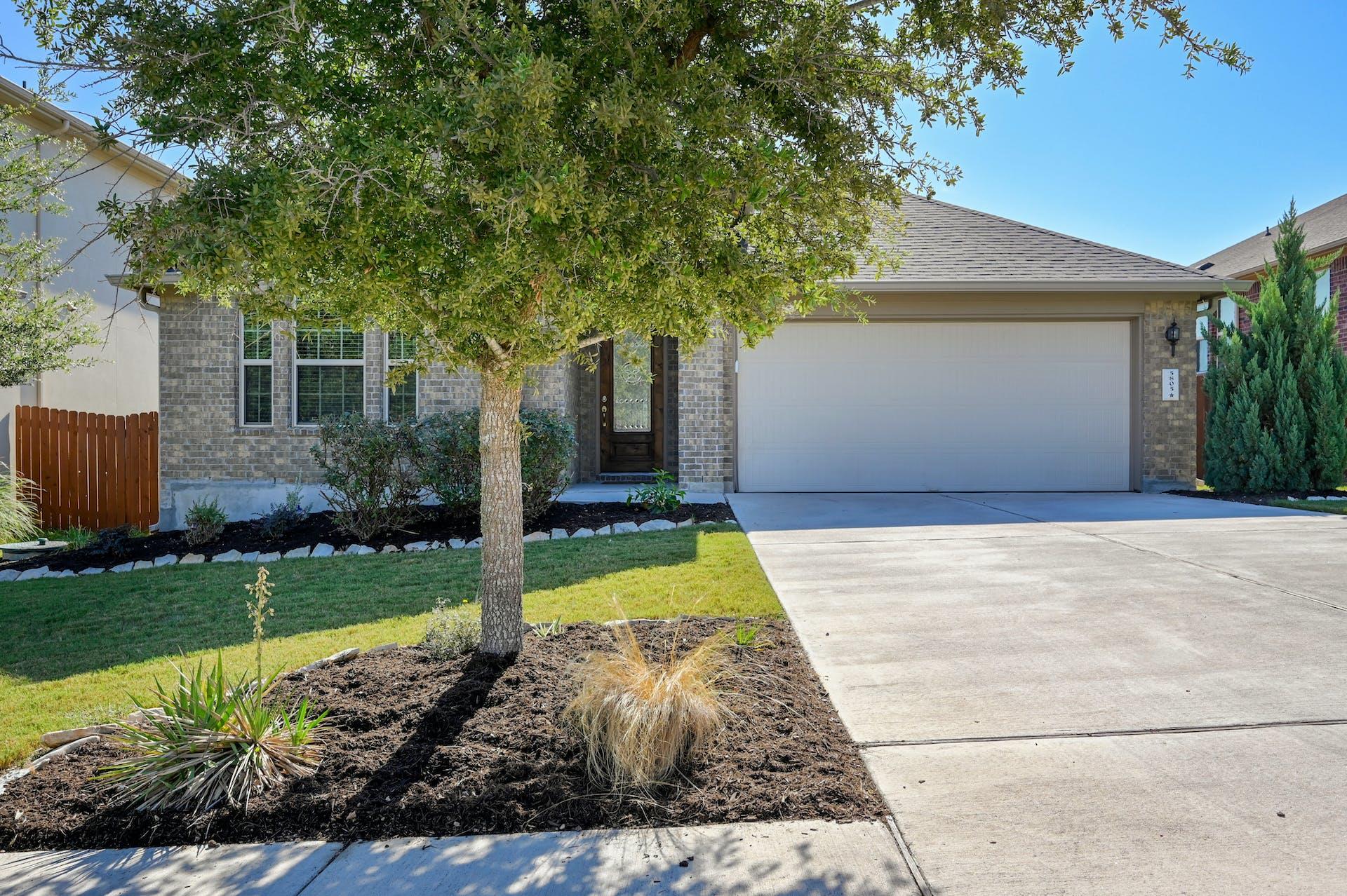 5805 Buchanan Draw Rd, Austin, TX 78738