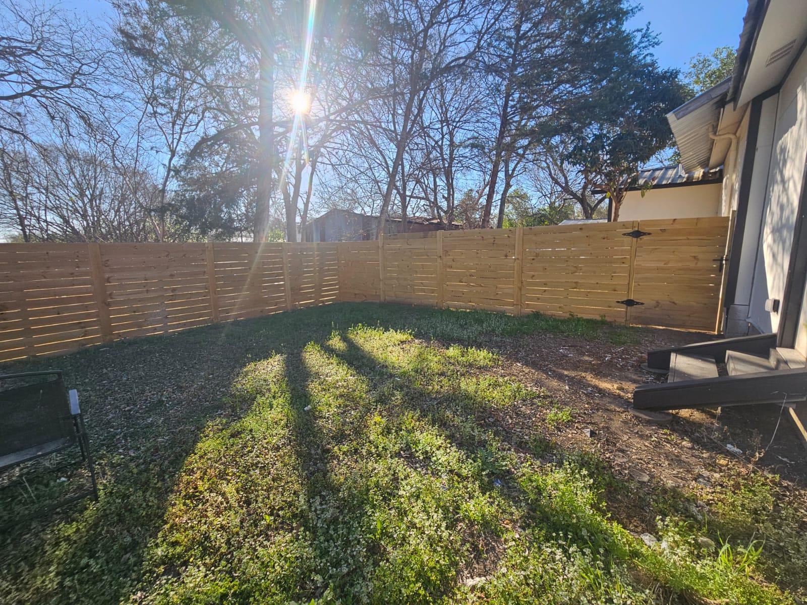 816 Mora St, Lockhart, TX 78644