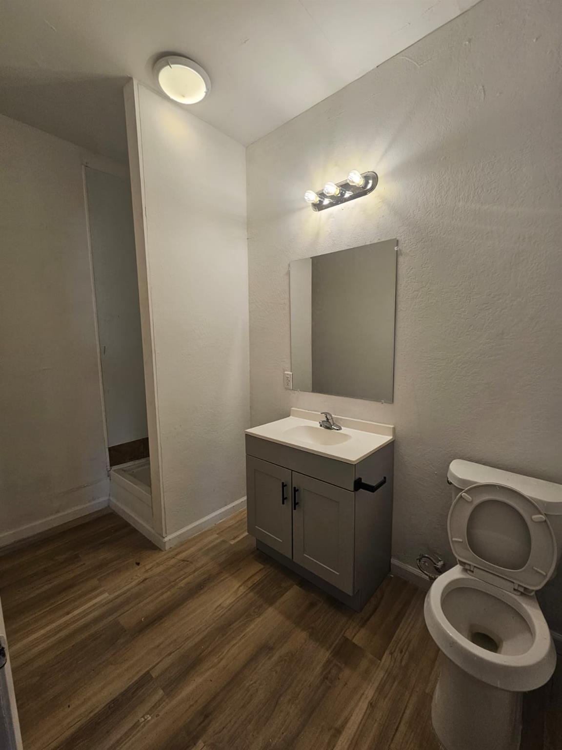 816 Mora St, Lockhart, TX 78644