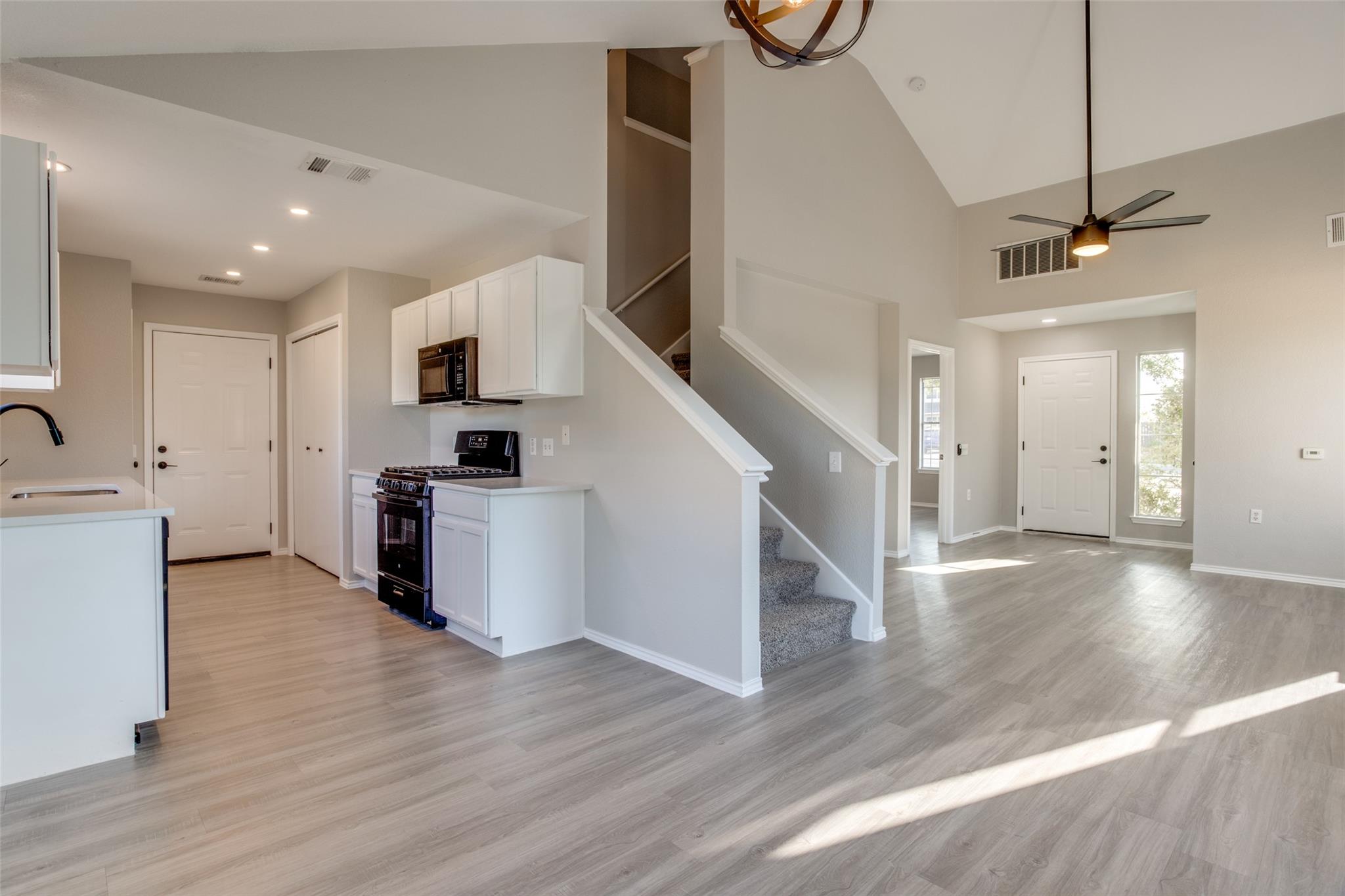 13145 Briarcreek Loop, Manor, TX 78653