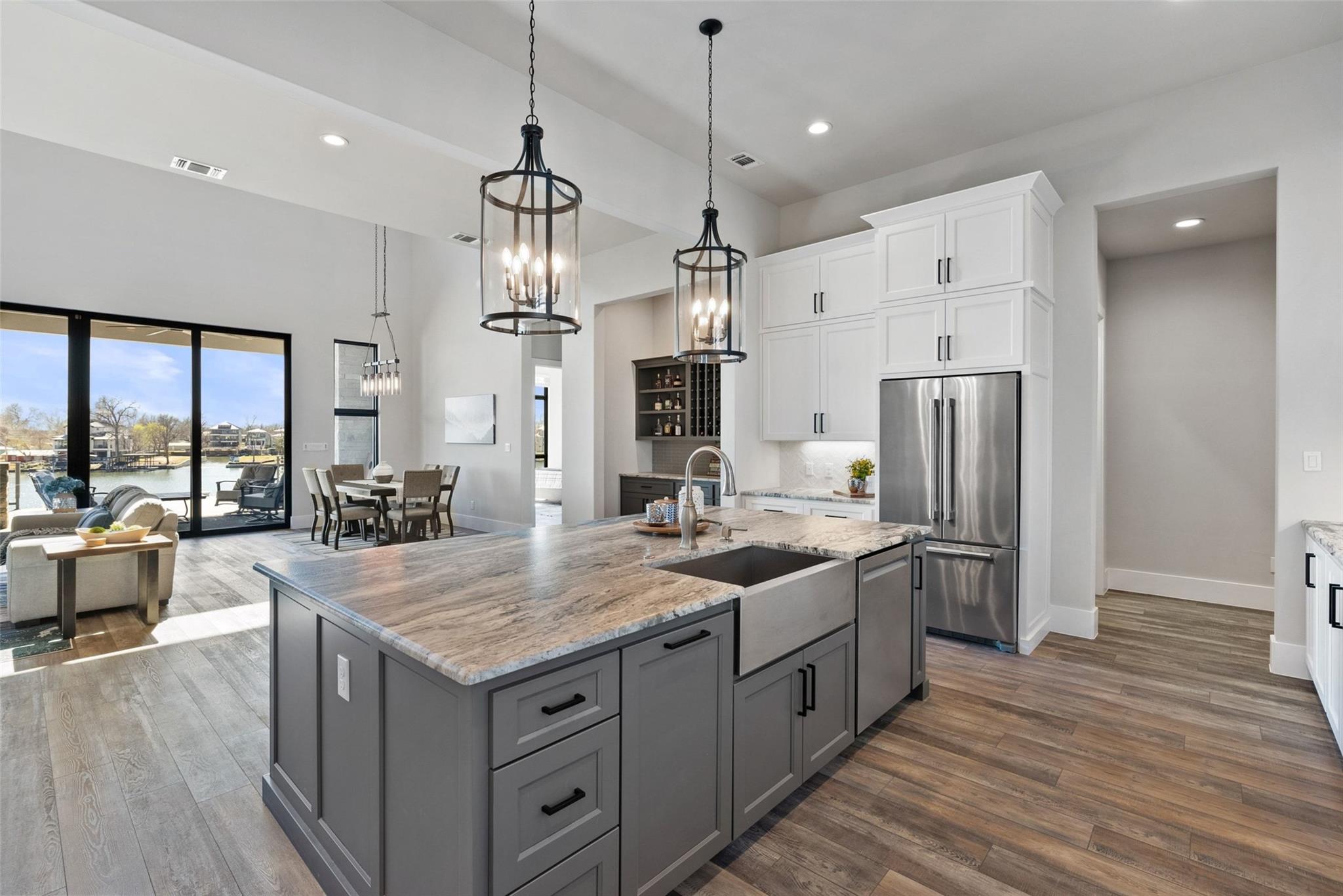 121 Houdini Way, Kingsland, TX 78639