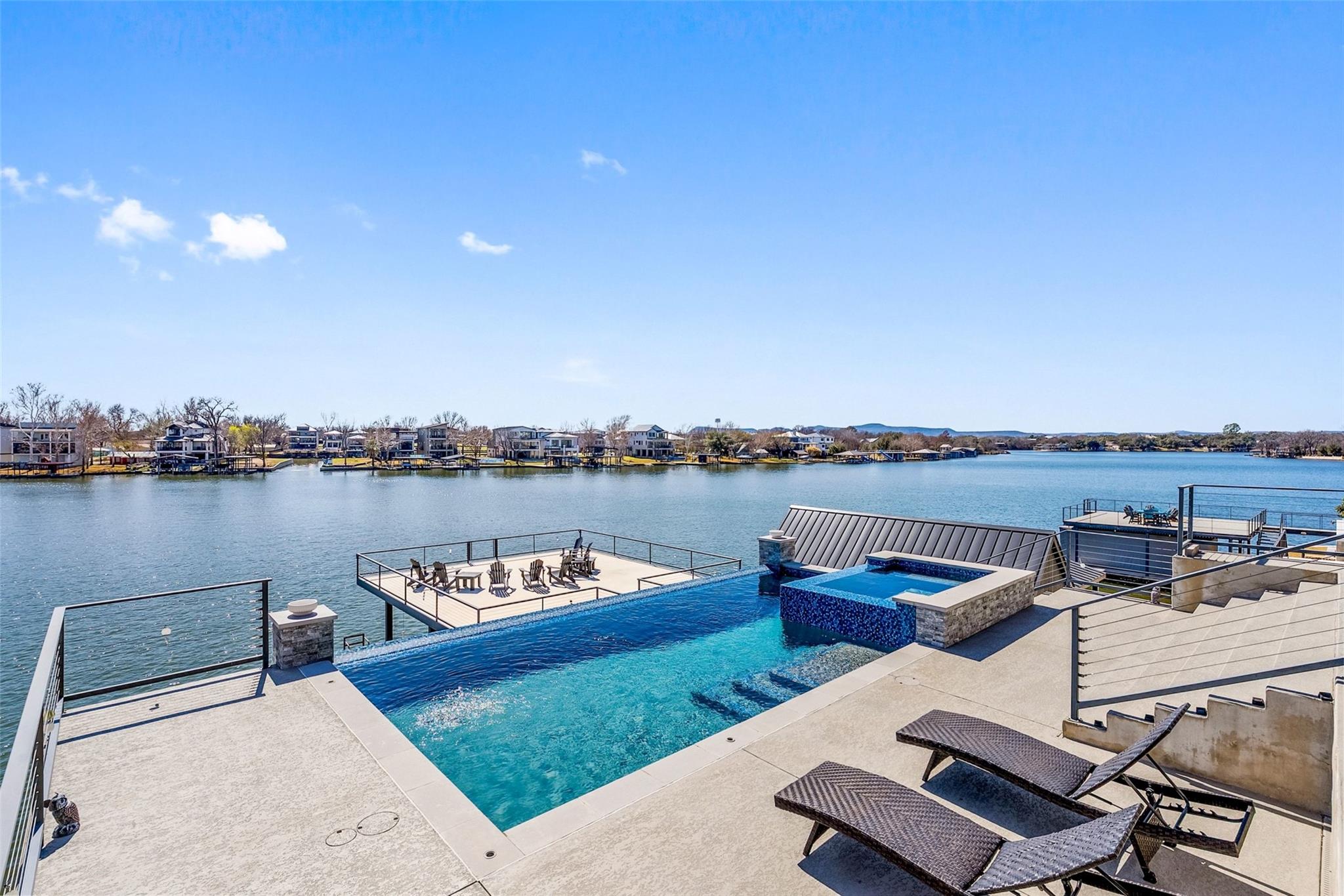 121 Houdini Way, Kingsland, TX 78639