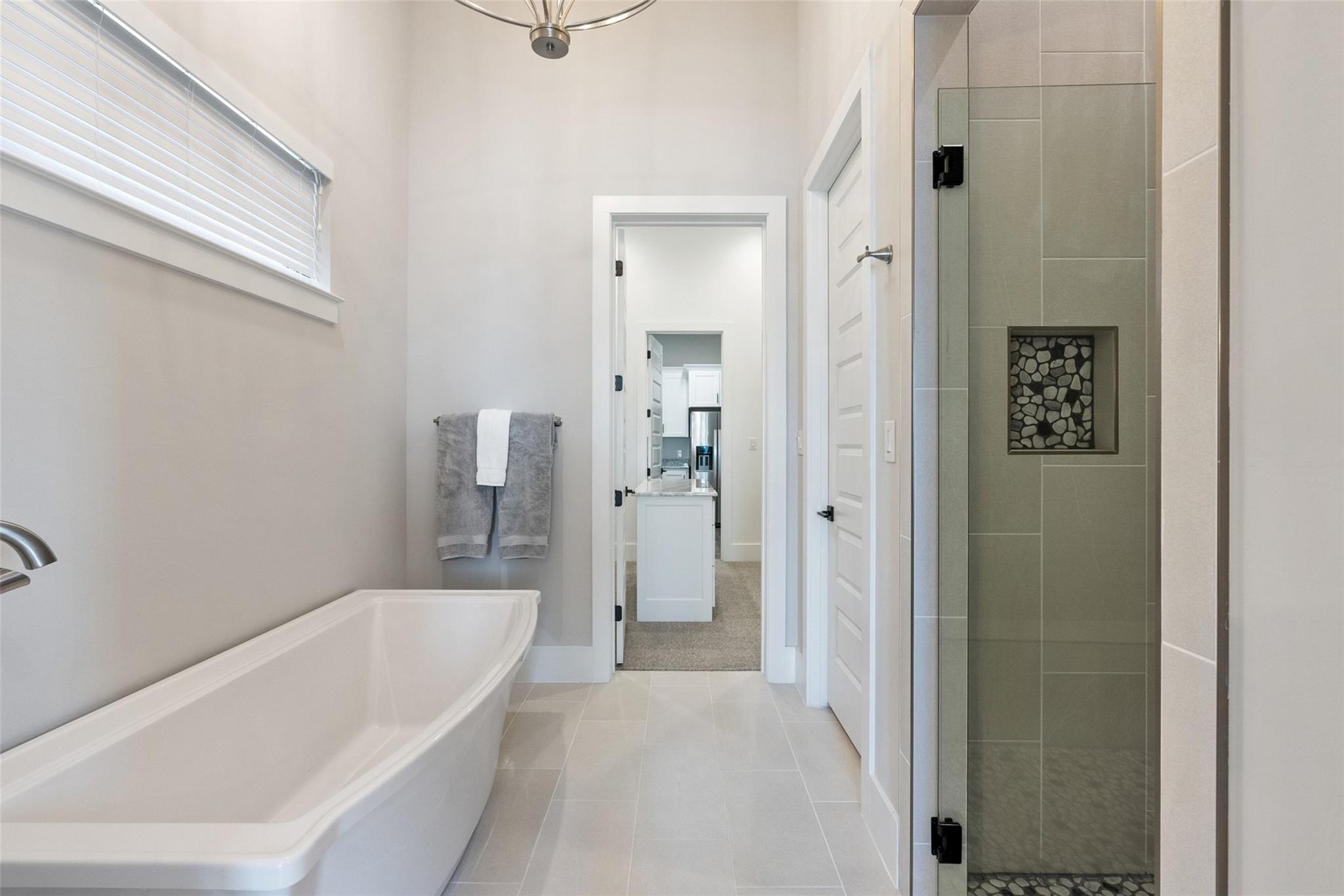 121 Houdini Way, Kingsland, TX 78639