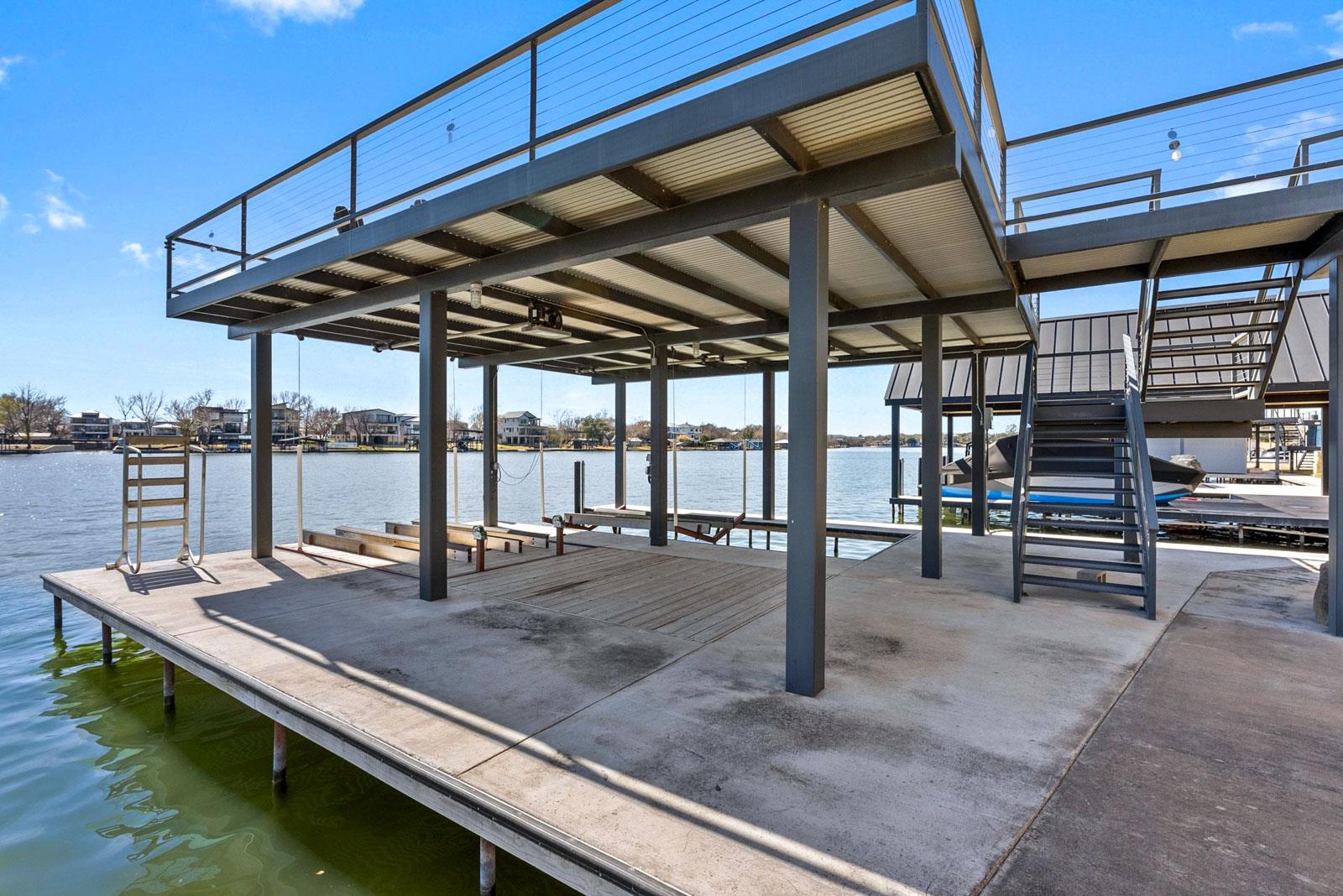 121 Houdini Way, Kingsland, TX 78639