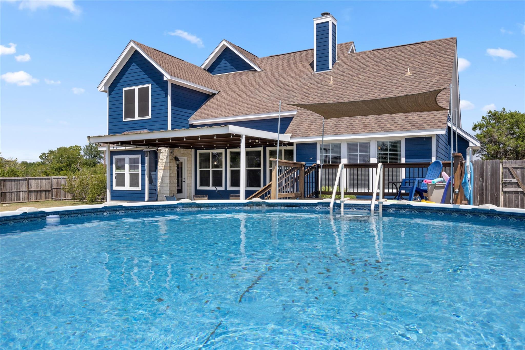 208 Dawn Dr, Liberty Hill, TX 78642