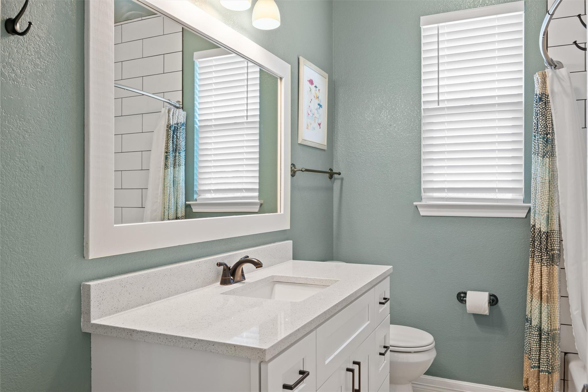 208 Dawn Dr, Liberty Hill, TX 78642