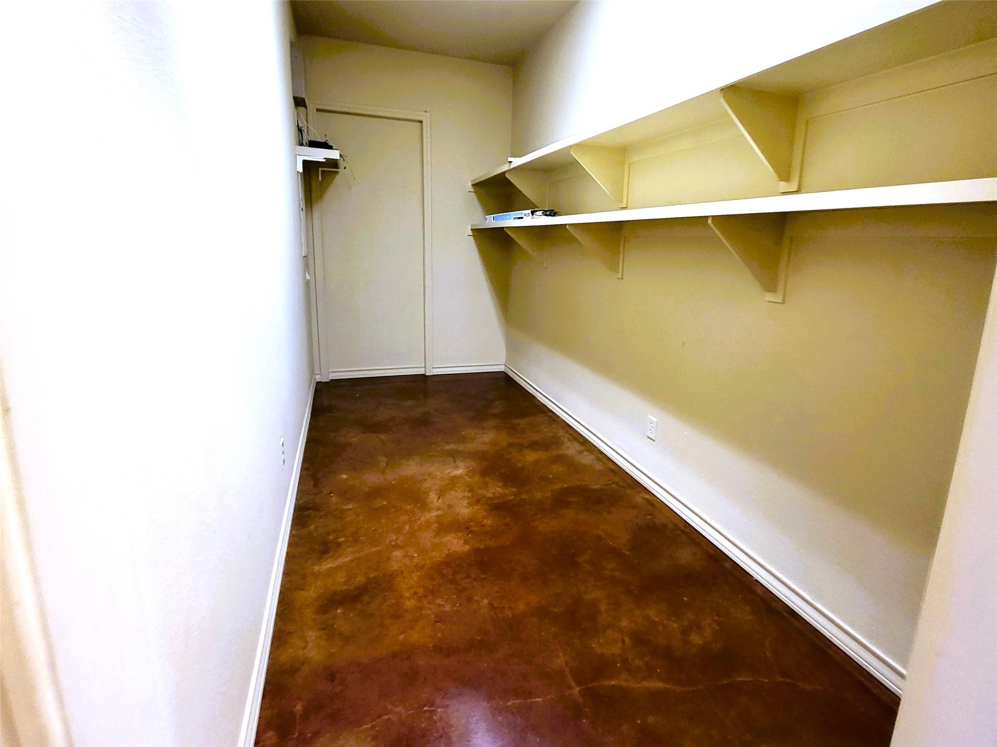 701 HWY 290 W # 103, Dripping Springs, TX 78620