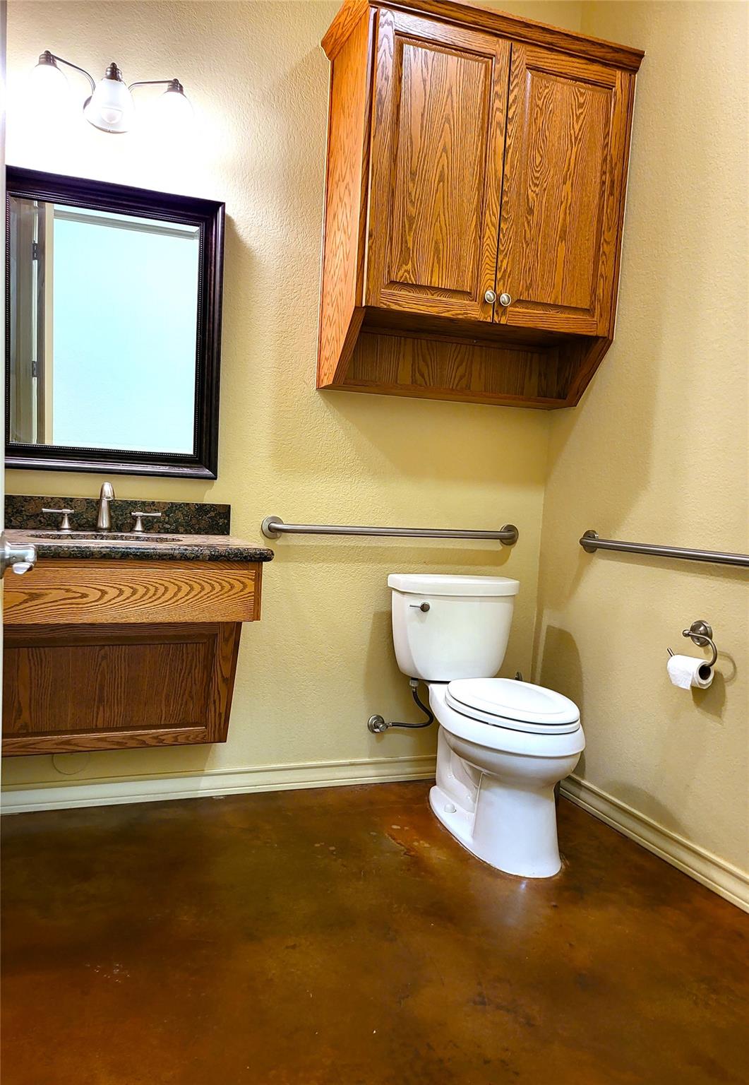 701 HWY 290 W # 103, Dripping Springs, TX 78620