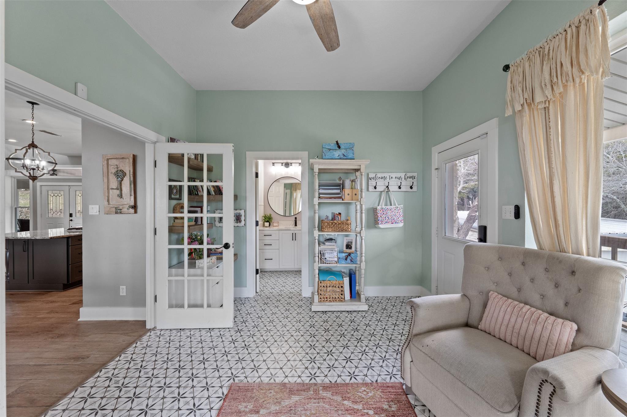 5926 Lakeside Dr, Belton, TX 76513