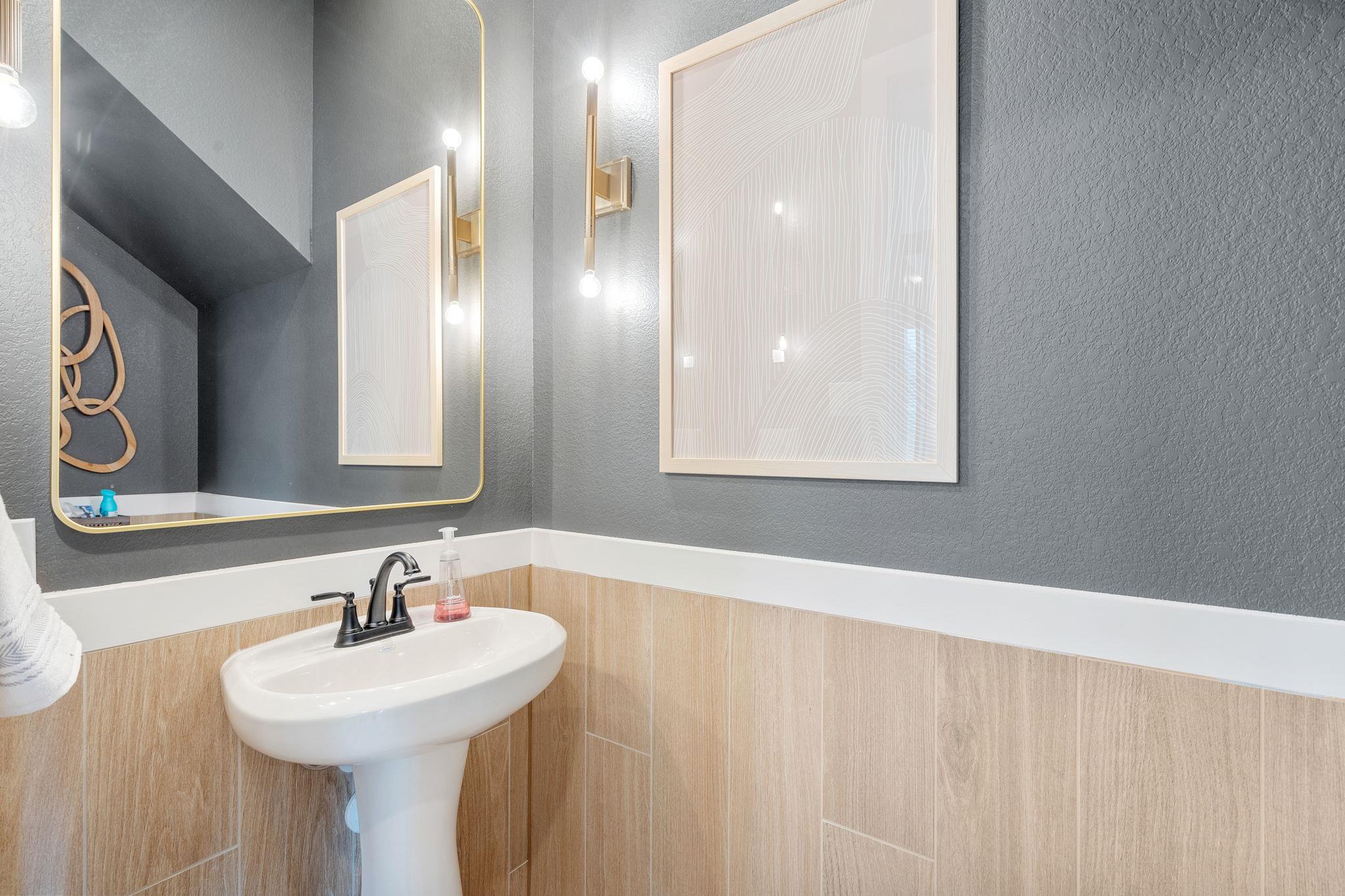 212 Montecido Dr, Liberty Hill, TX 78642