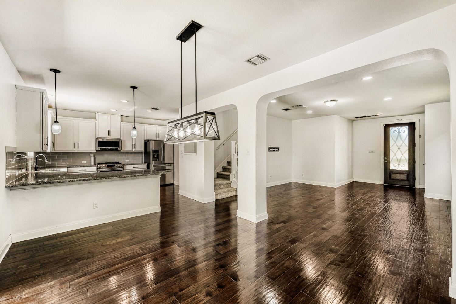 194 Danish Dr # 40, Hutto, TX 78634