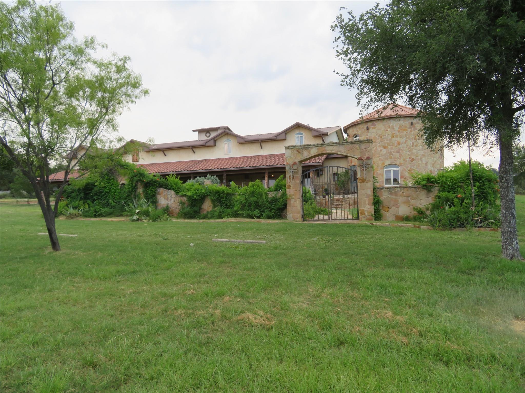 409 County Road 138 Rd, Burnet, TX 78611