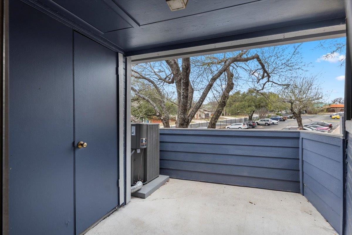 2500 Burleson Rd # 710, Austin, TX 78741