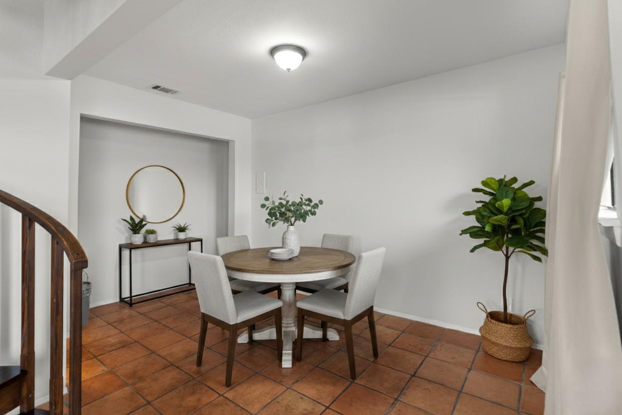 2500 Burleson Rd # 710, Austin, TX 78741