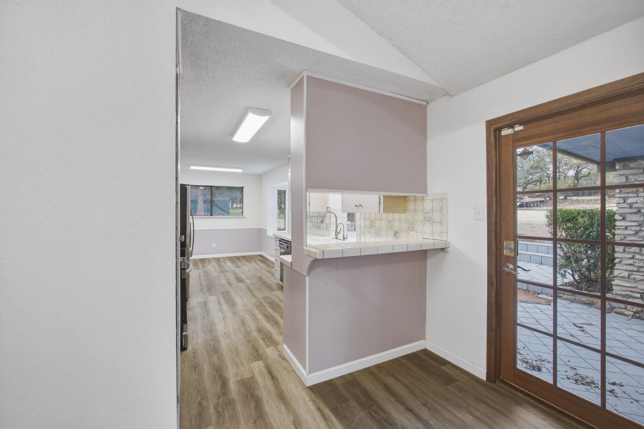 7900 HUDSON Loop, Austin, TX 78736