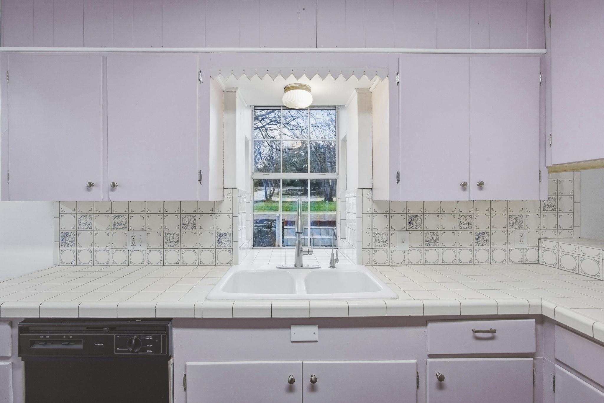 7900 HUDSON Loop, Austin, TX 78736