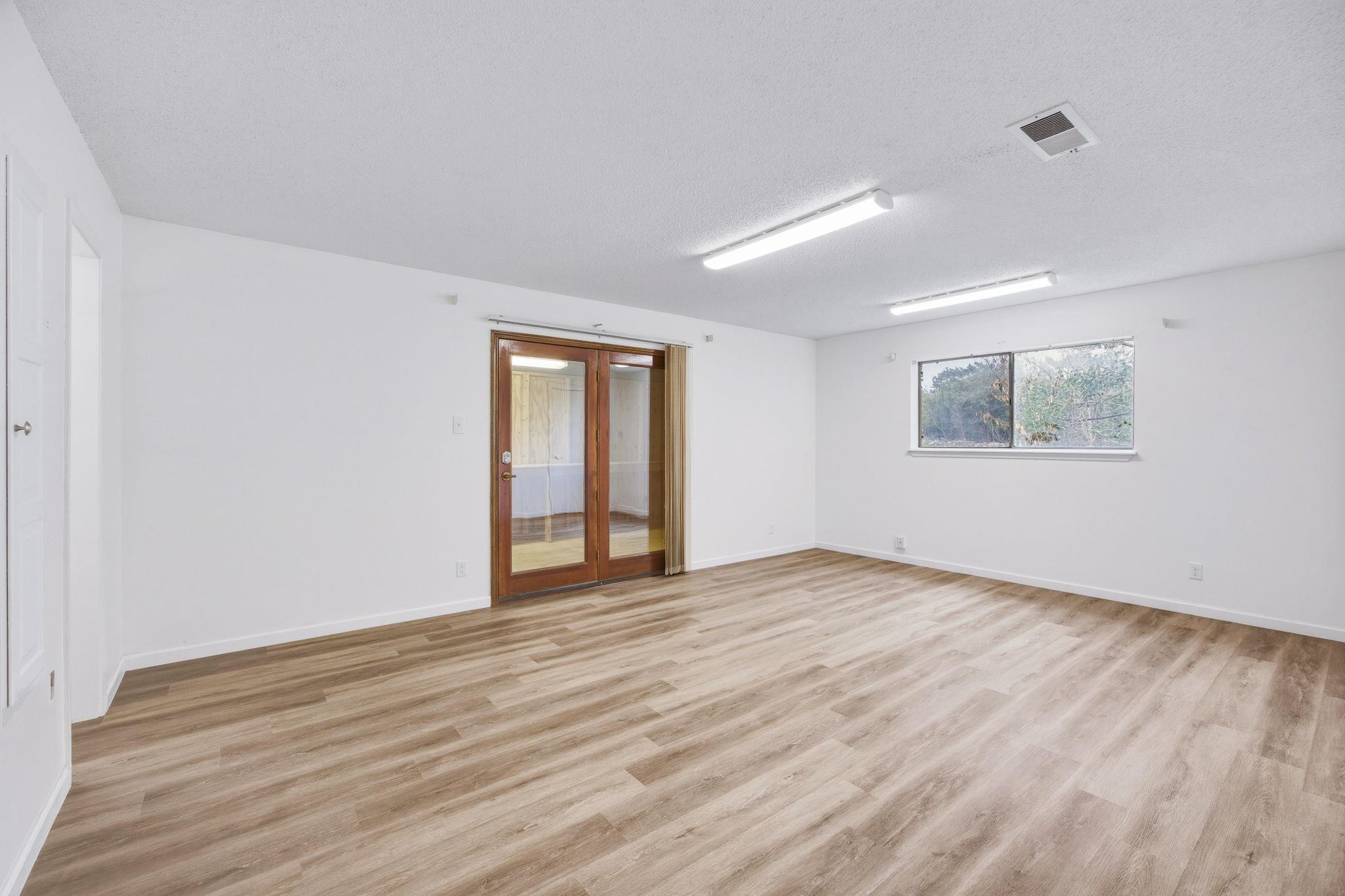 7900 HUDSON Loop, Austin, TX 78736