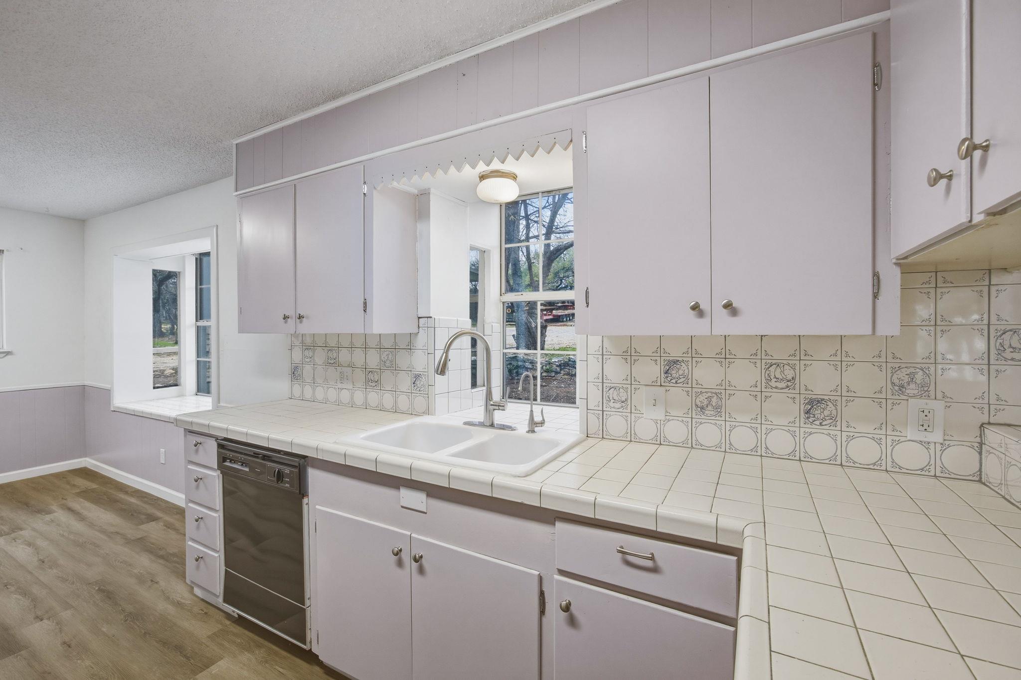 7900 HUDSON Loop, Austin, TX 78736