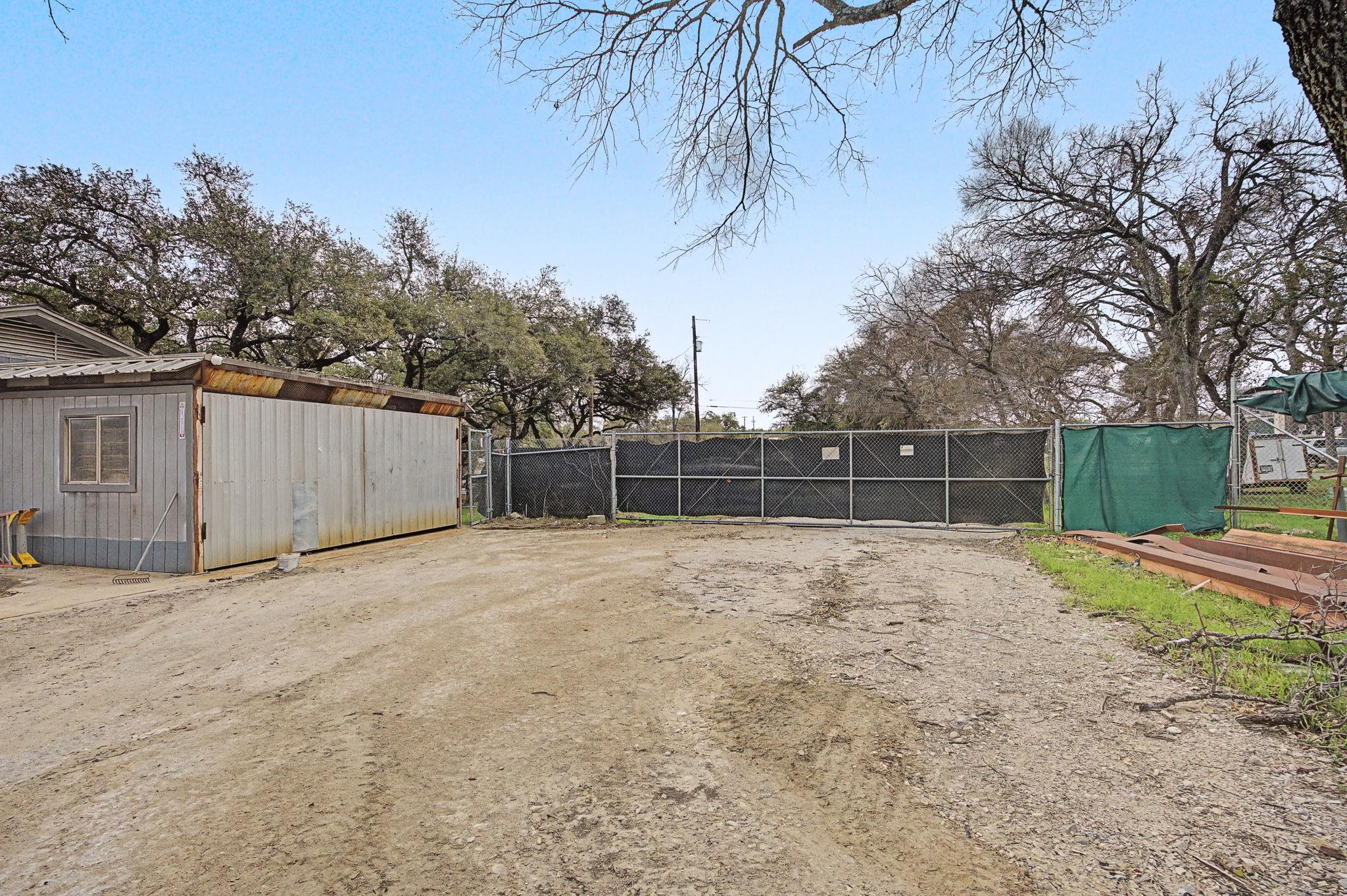 7900 HUDSON Loop, Austin, TX 78736