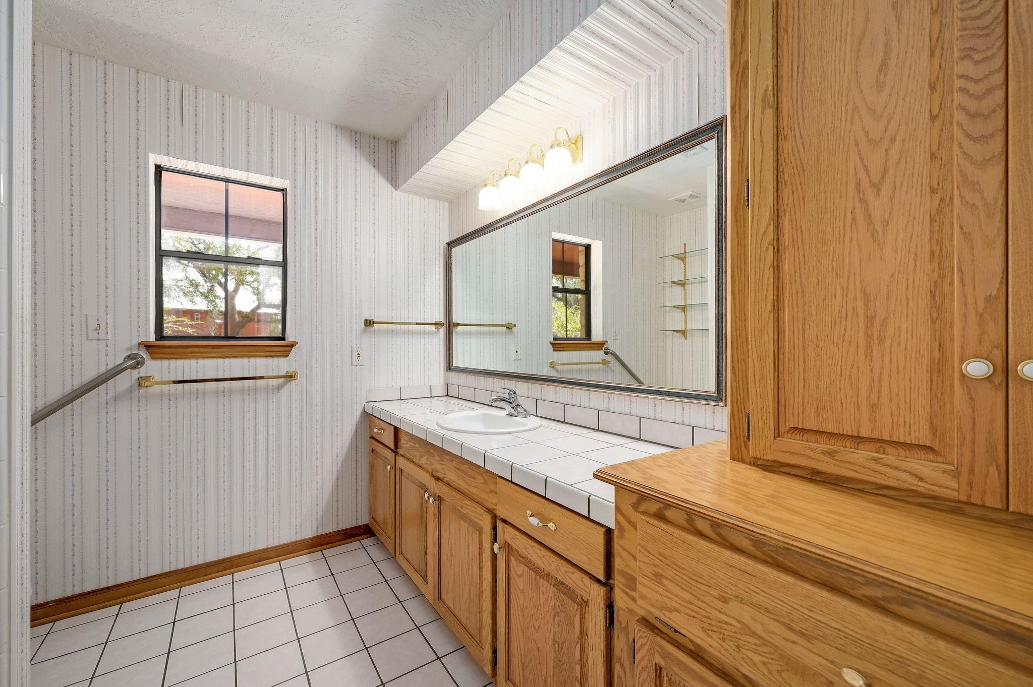 6573 Ranch Road 165, Blanco, TX 78606