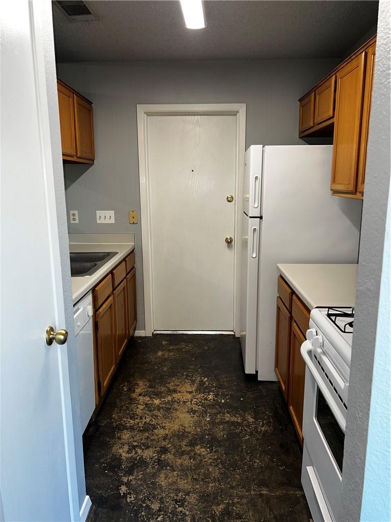 617 Greenlawn Blvd, Round Rock, TX 78664