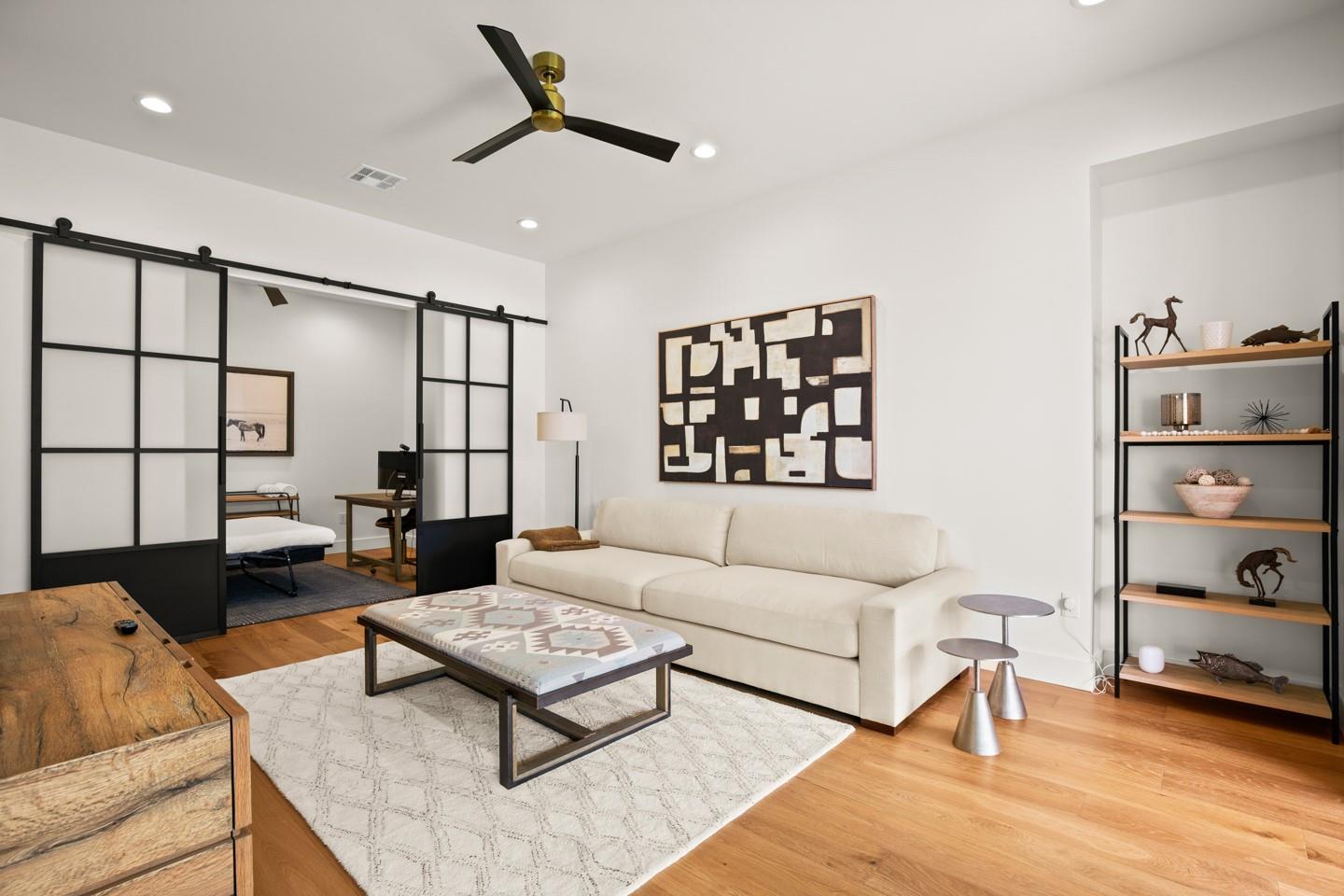 2005 E 8th St # 1, Austin, TX 78702