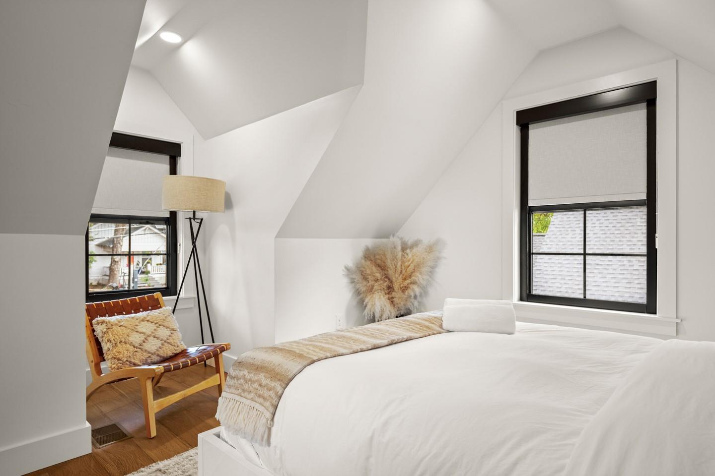 2005 E 8th St # 1, Austin, TX 78702