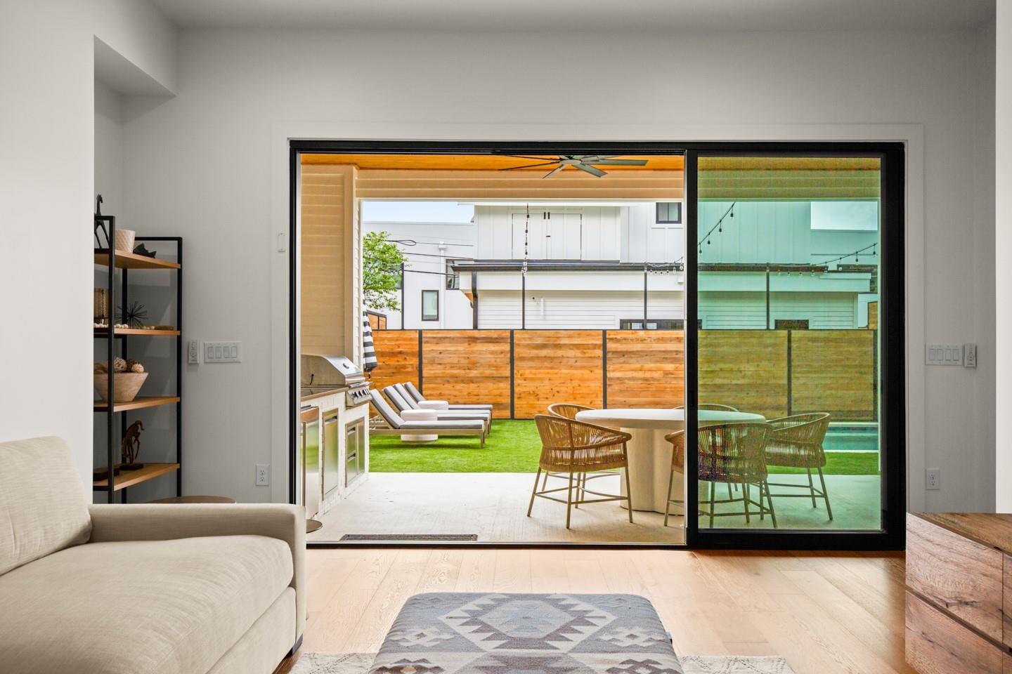 2005 E 8th St # 1, Austin, TX 78702