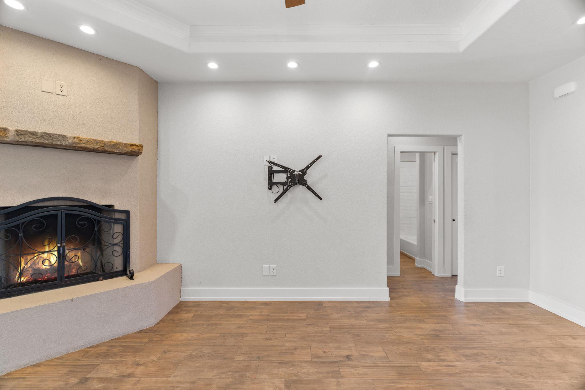 110 Chaumont St, Kingsland, TX 78639