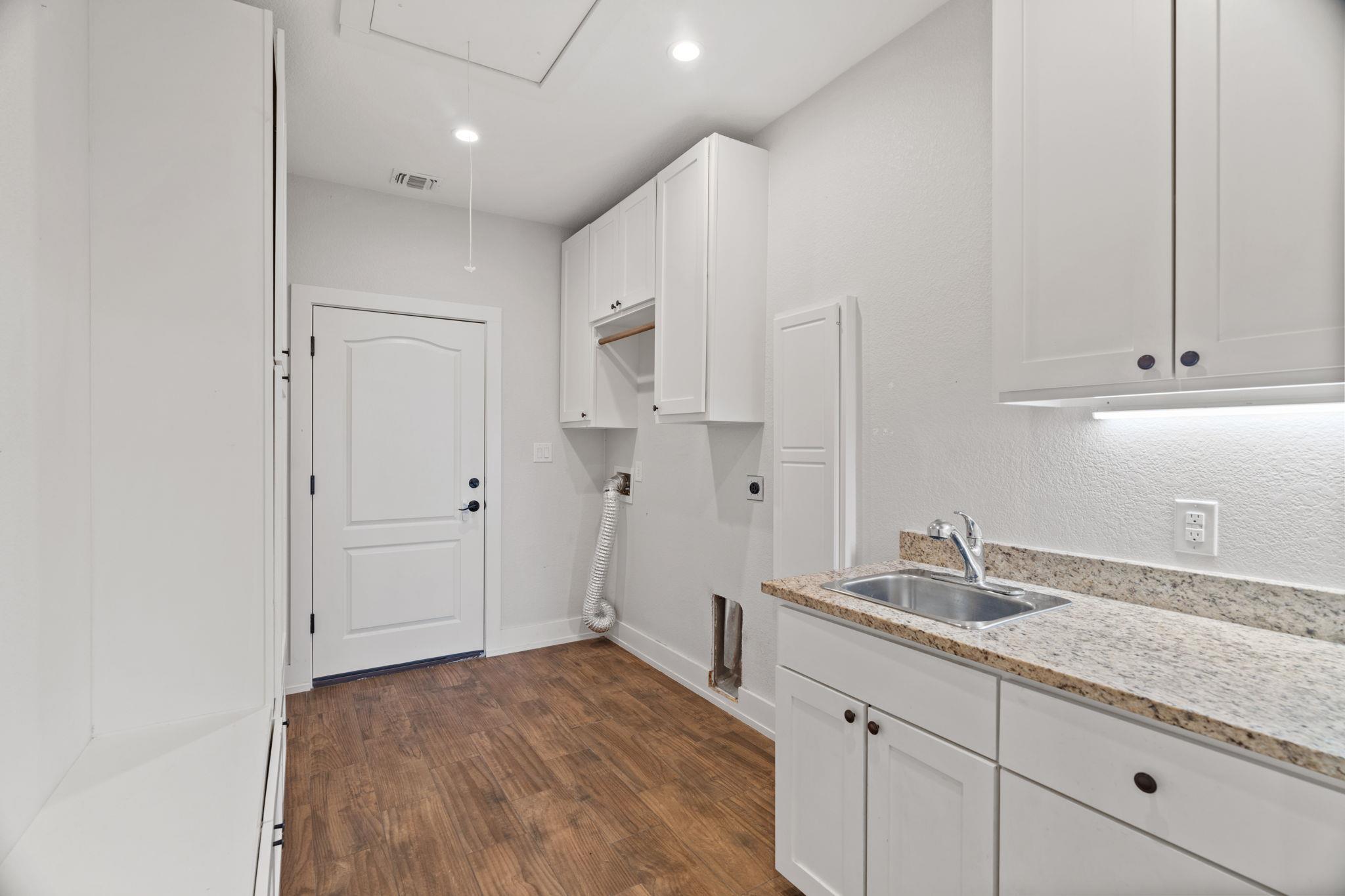 110 Chaumont St, Kingsland, TX 78639