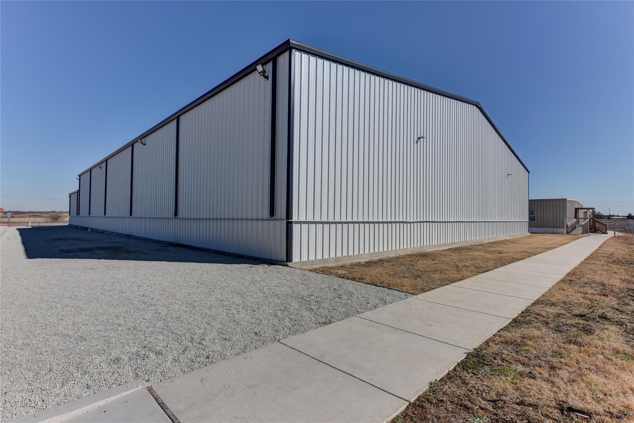 787 County Road 307 Rd, Jarrell, TX 76537