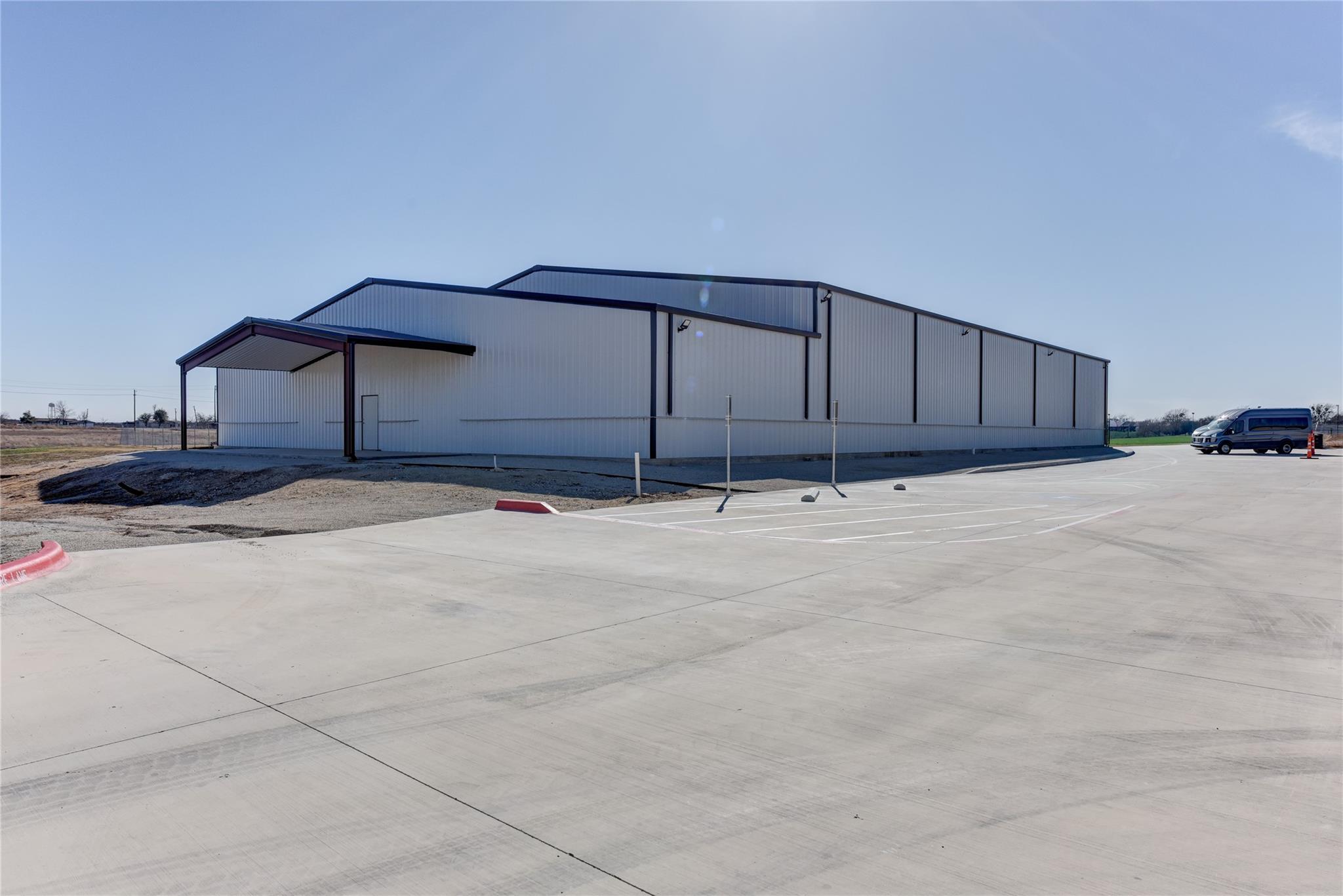 787 County Road 307 Rd, Jarrell, TX 76537