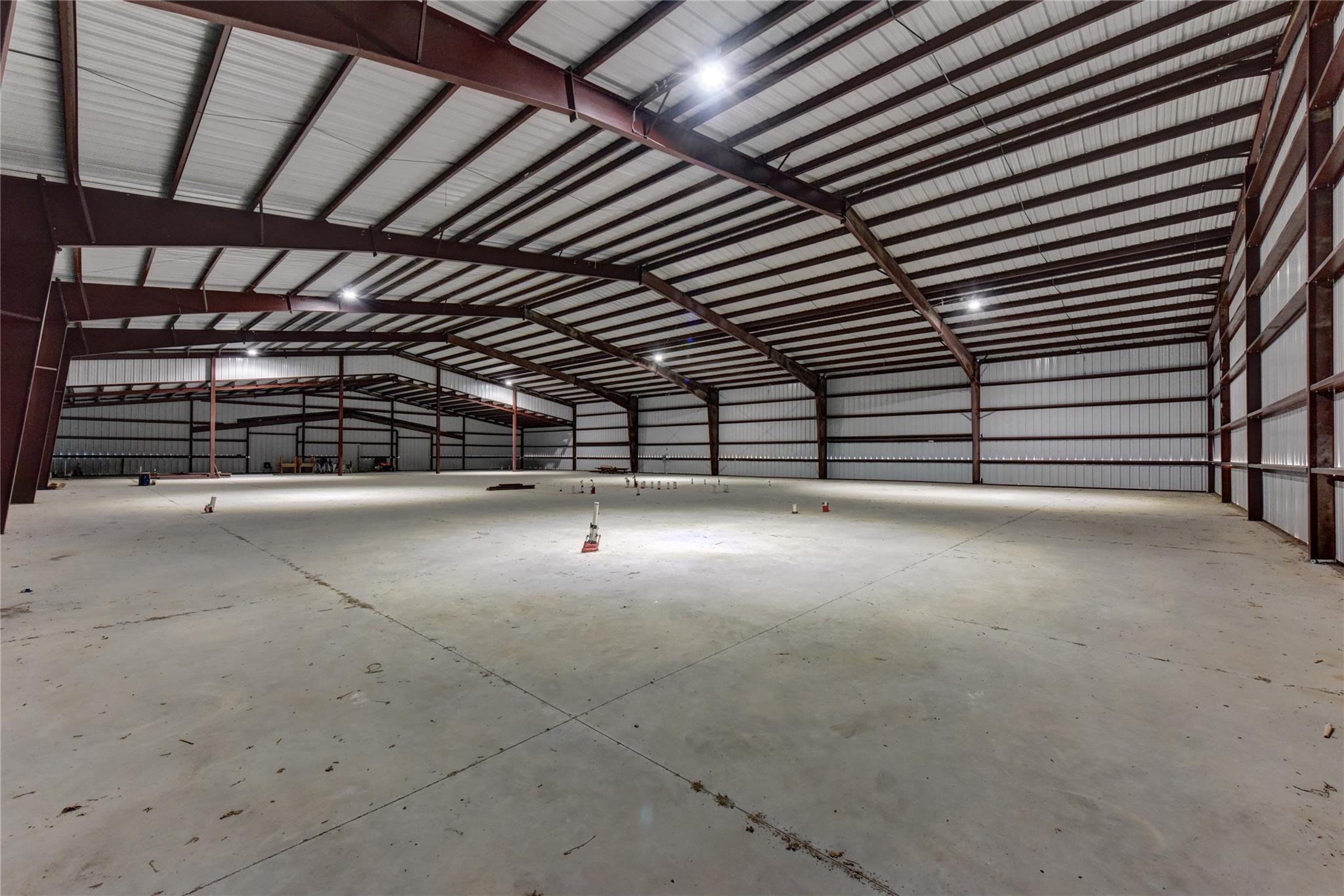 787 County Road 307 Rd, Jarrell, TX 76537