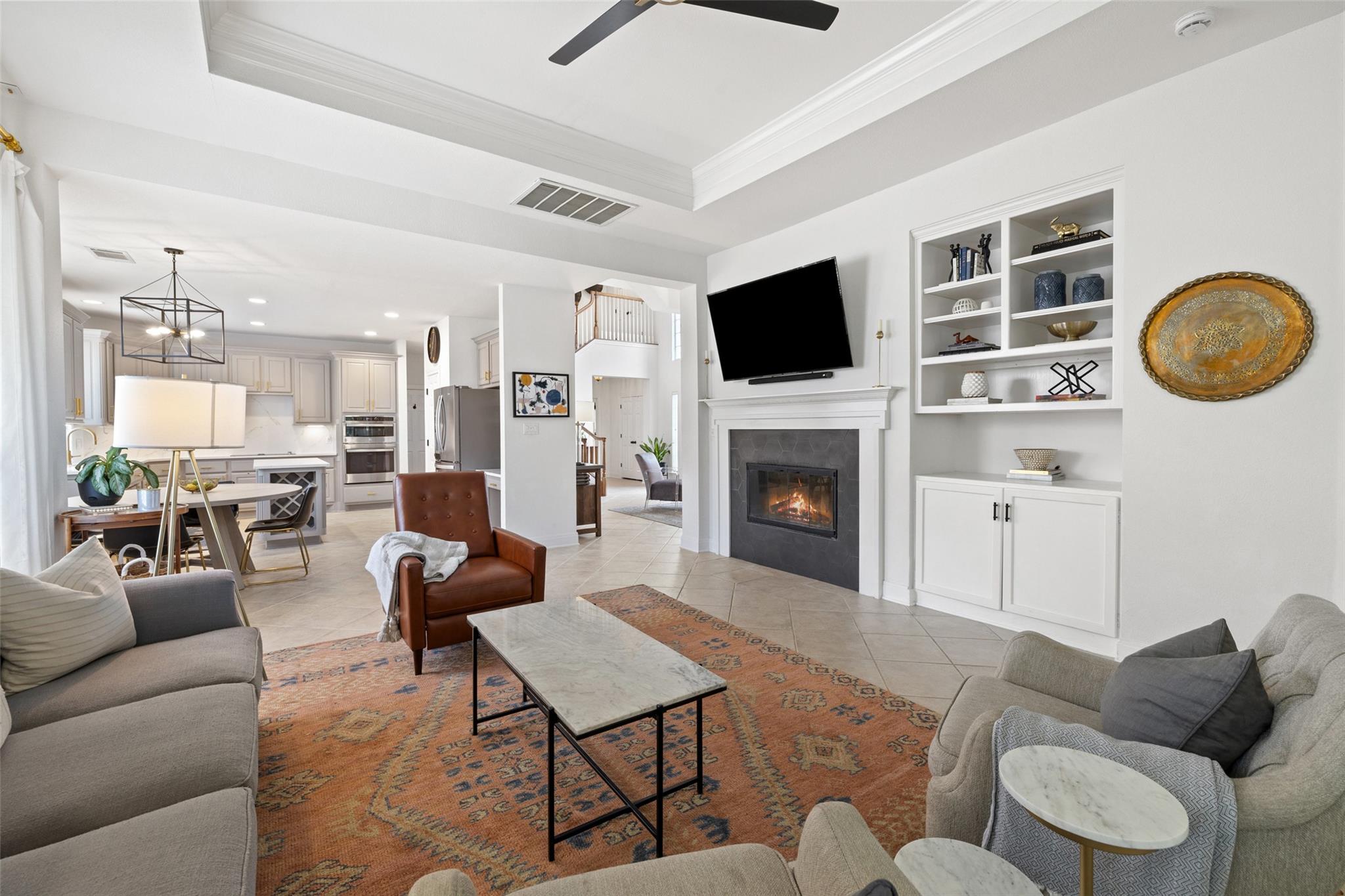 209 The Hills Dr, Austin, TX 78738