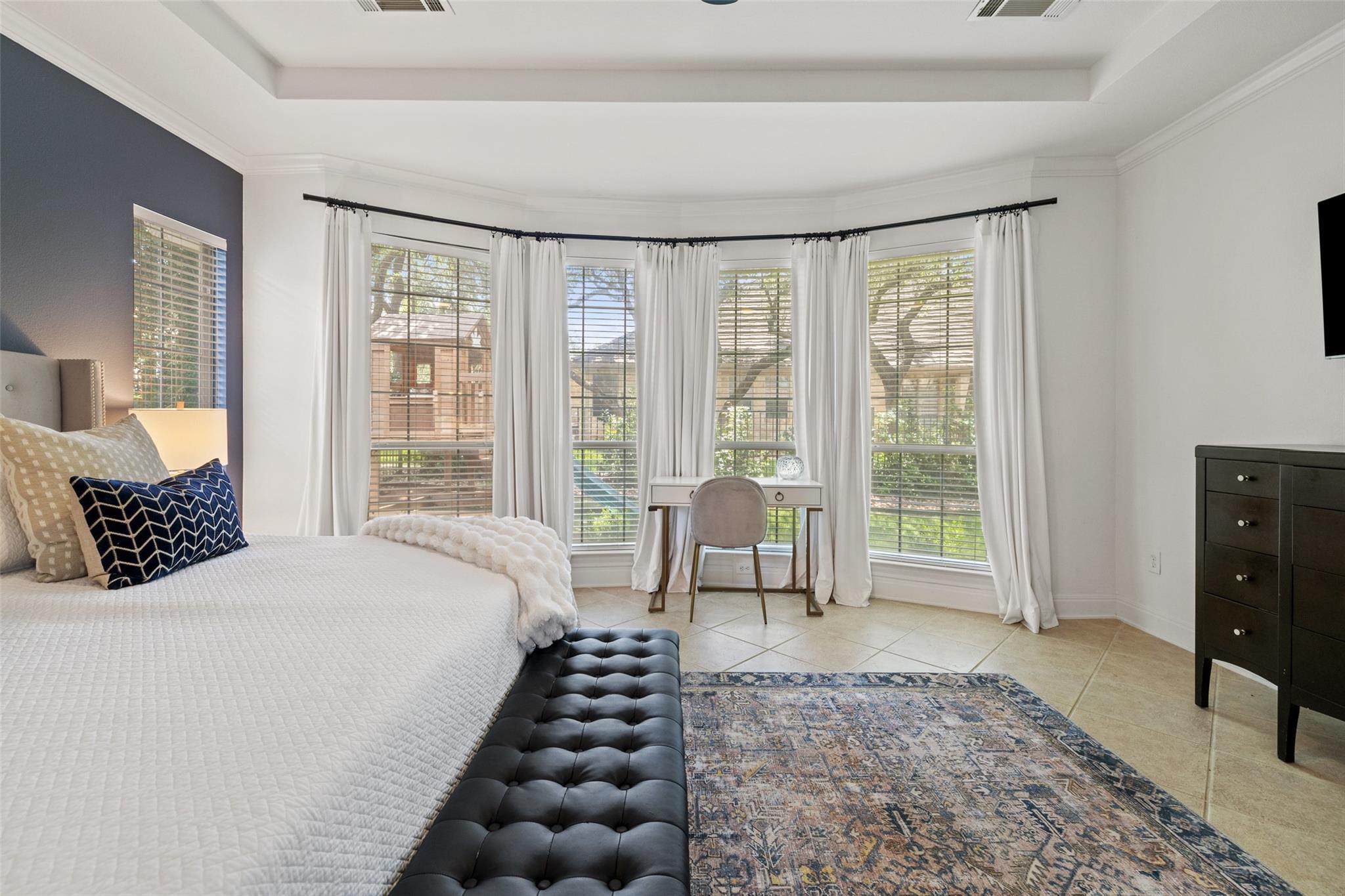 209 The Hills Dr, Austin, TX 78738