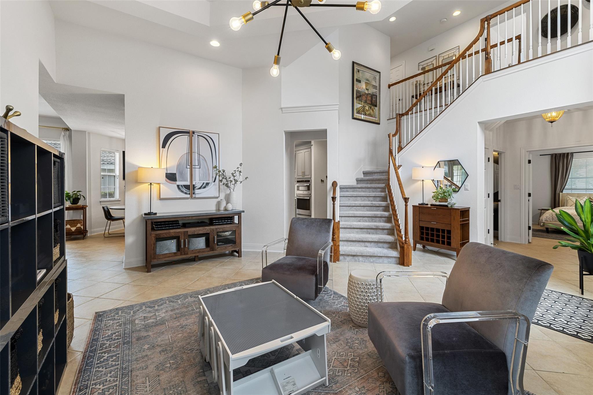 209 The Hills Dr, Austin, TX 78738