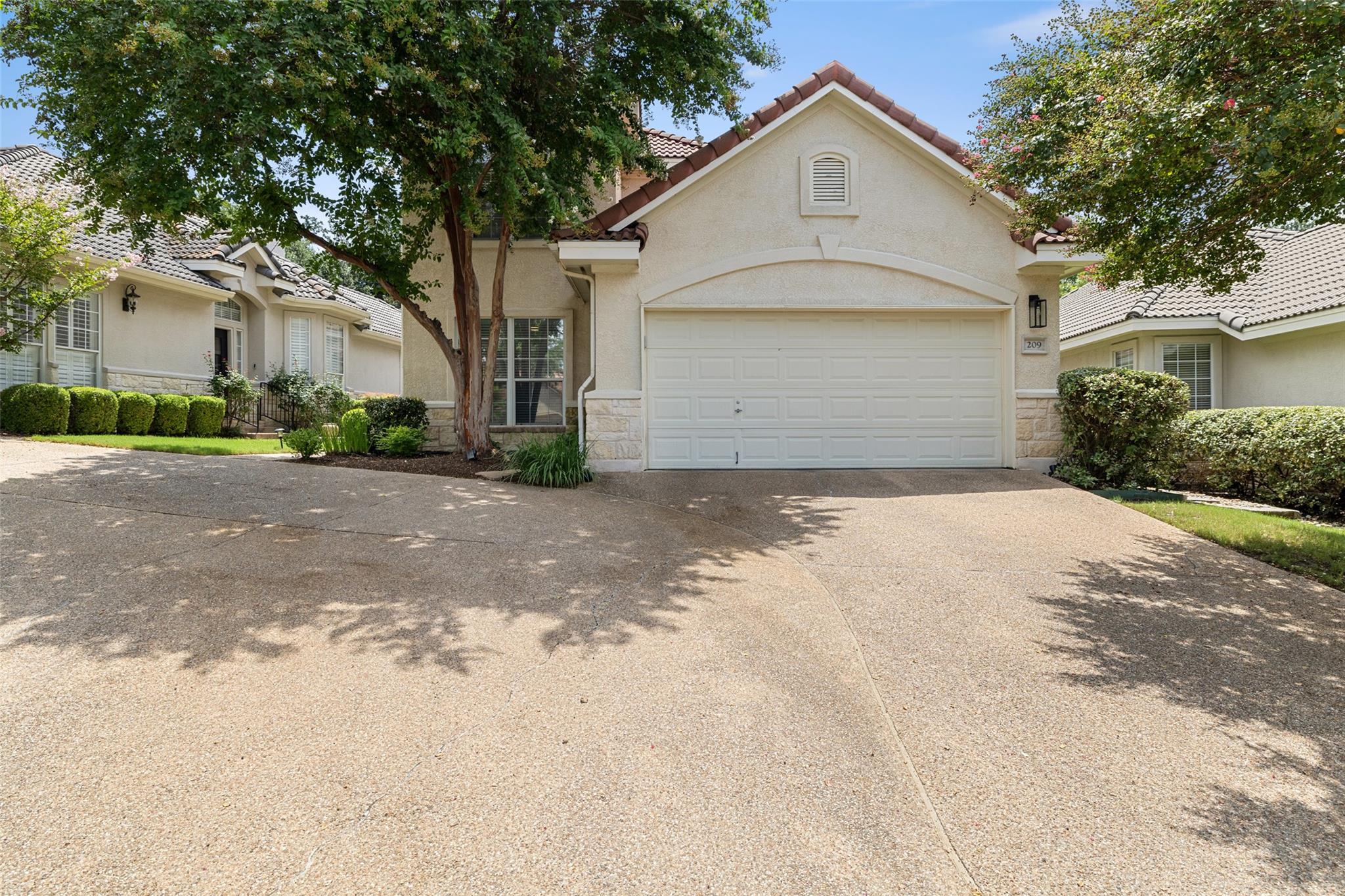 209 The Hills Dr, Austin, TX 78738