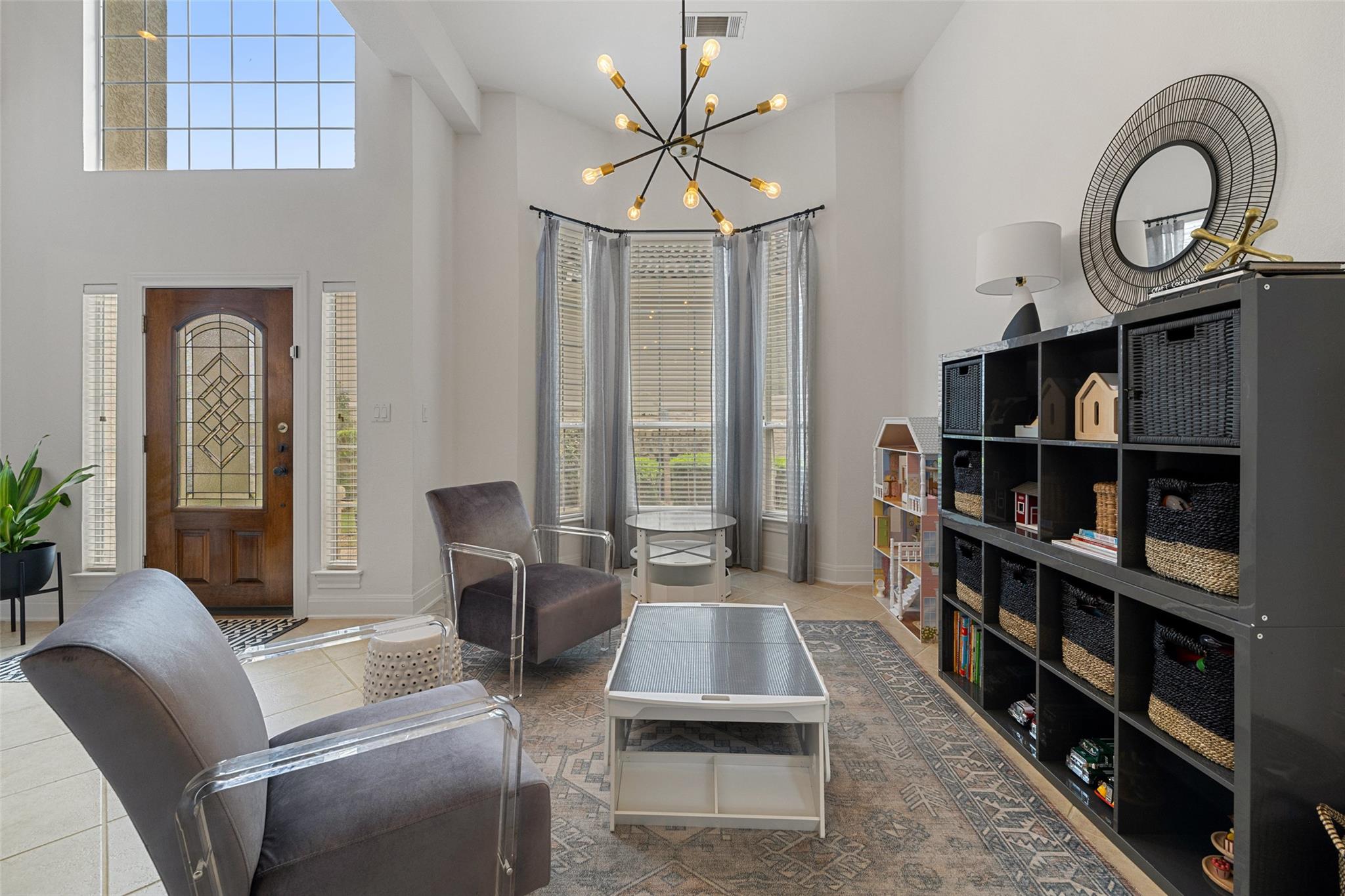 209 The Hills Dr, Austin, TX 78738