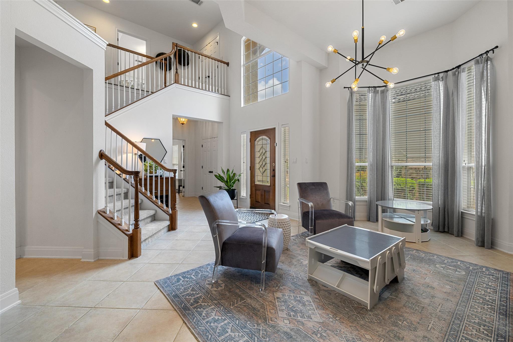 209 The Hills Dr, Austin, TX 78738