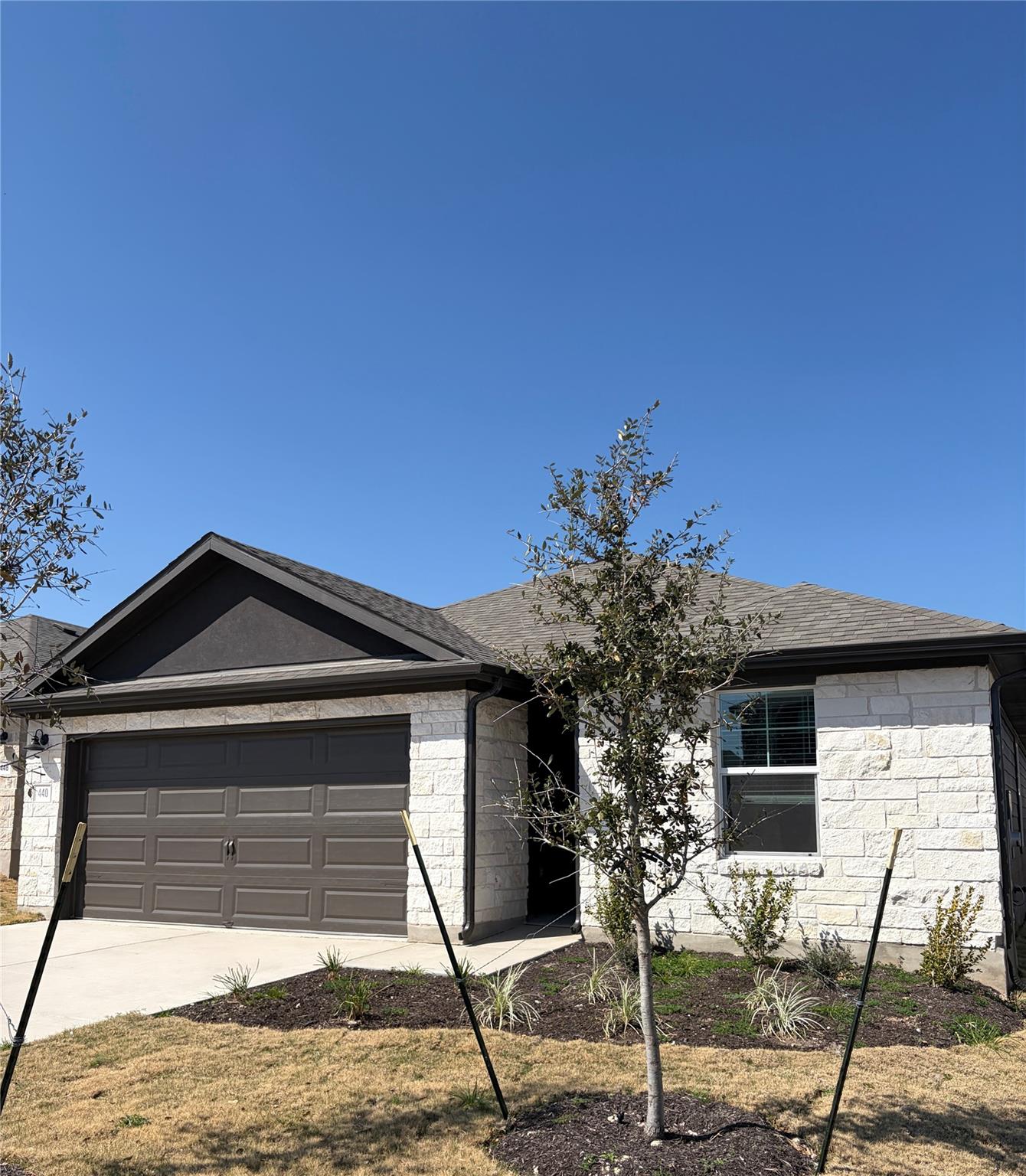 440 El Capitan Loop, Dripping Springs, TX 78620