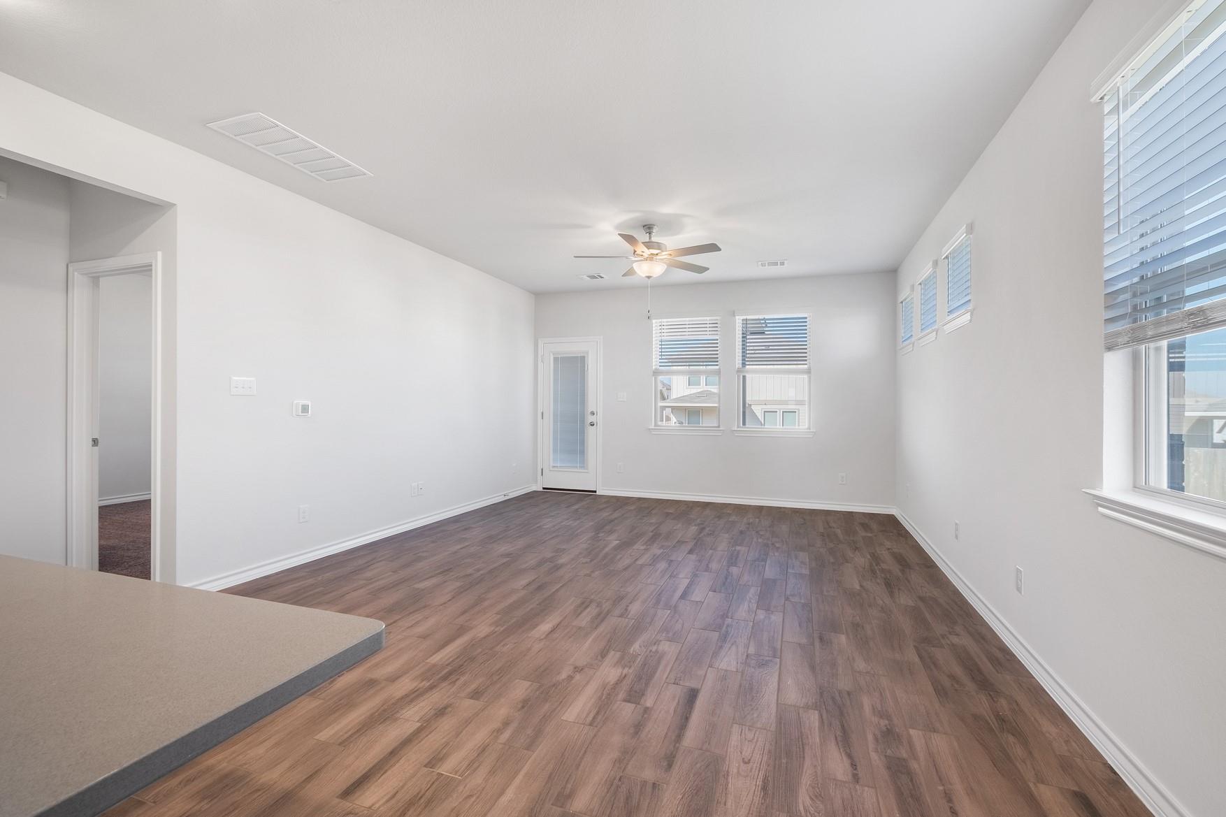 108 Leatherleaf Dr, Buda, TX 78610