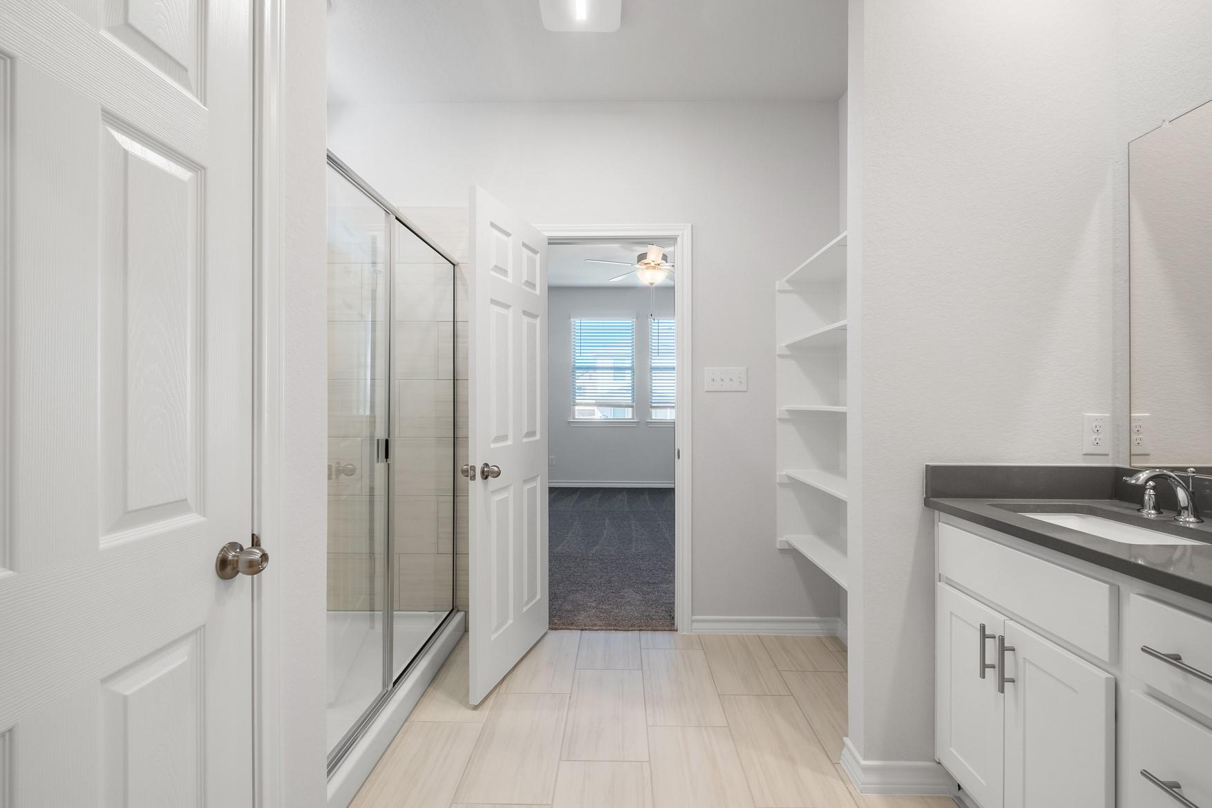 108 Leatherleaf Dr, Buda, TX 78610